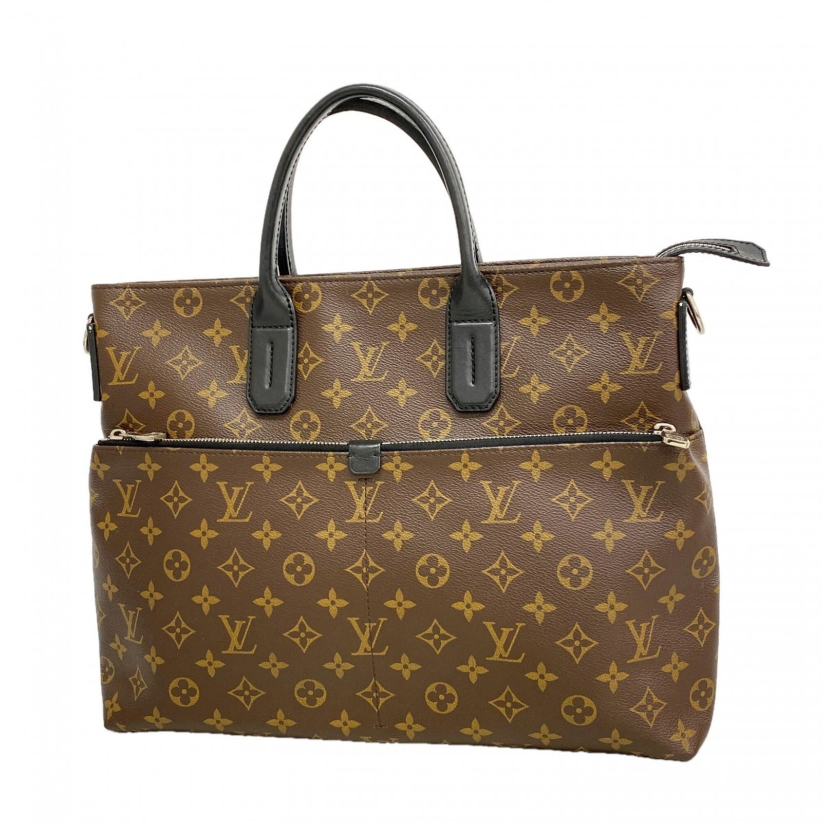 Louis Vuitton Briefcase: Louis Vuitton Briefcase Black and Brown Louis Vuitton Briefcase. This classic briefcase features the iconic monogram pattern and measures 29cm x 36.5cm x 8cm, making it a stylish and functional access