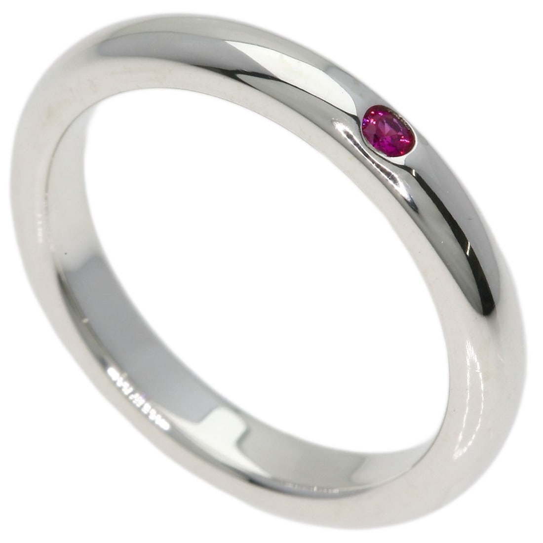 Sapphire Ring Silver from Tiffany Co: Sapphire Ring Silver from Tiffany Co Silver Tiffany Co. ring with a sleek, modern design features the iconic brand's signature style. This silver ring boasts a sophisticated look without the added exp