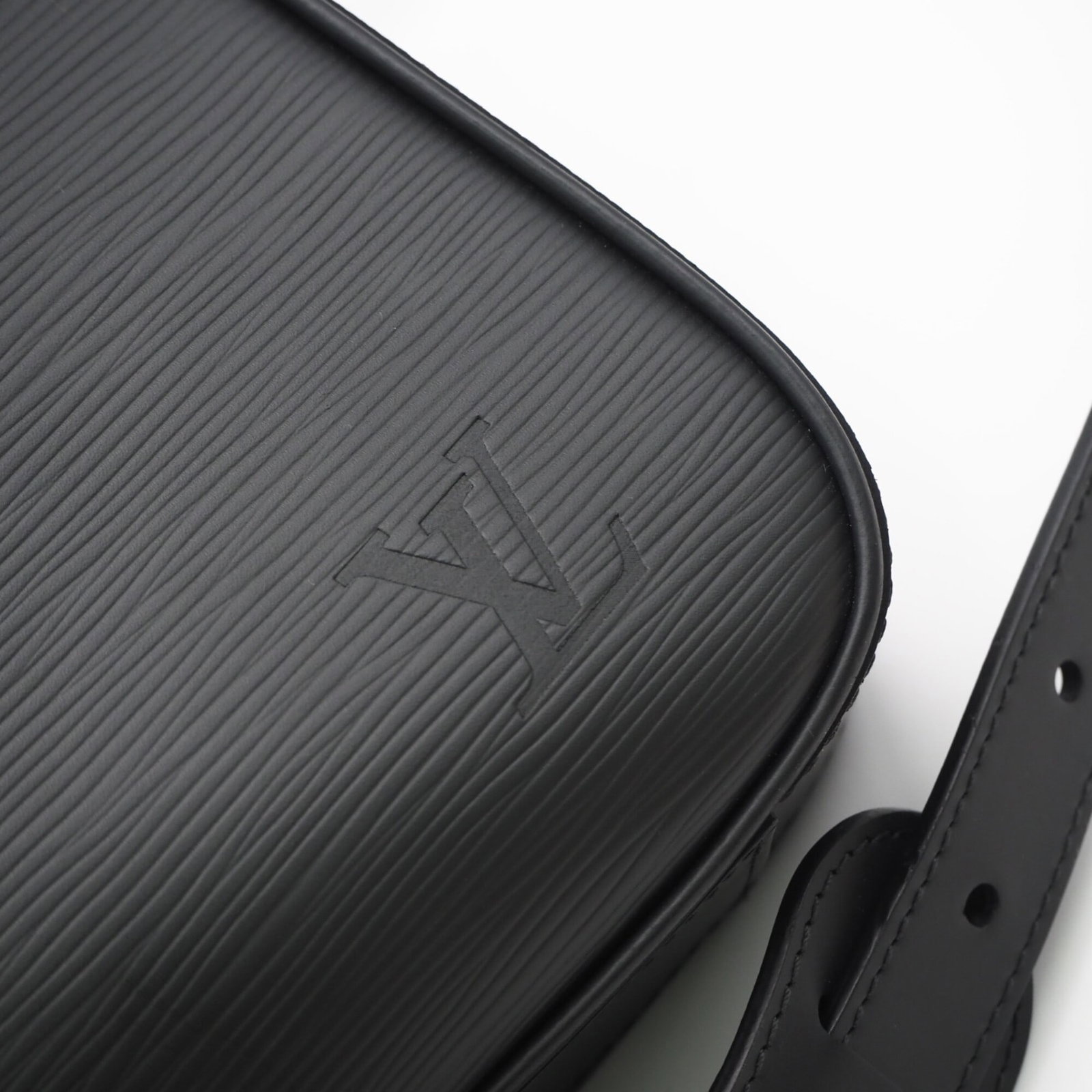 Louis Vuitton Briefcase - 9