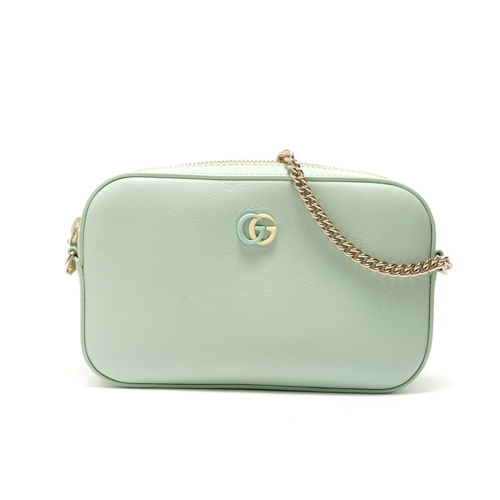 Shoulder Bag by Gucci: Shoulder Bag by Gucci Gucci's shoulder bag boasts a vibrant green hue, measuring 11cm x 18cm x 3.5cm in size and featuring a strap length of 128cm. The bag's sleek design makes it a stylish accessory 
