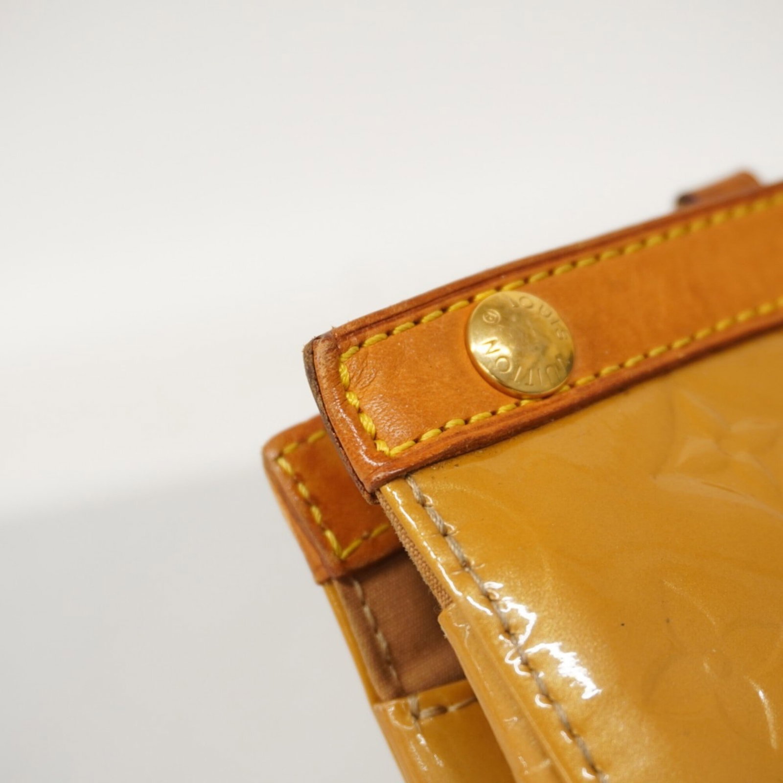 Louis Vuitton Handbag - 6