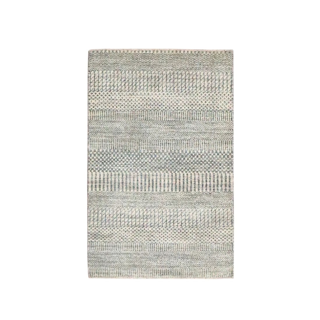 2'x3' Beige-Gray Modern Hand Knotted Wool With Silk Mat Rug Grass Design: 2'x3' Beige-Gray Modern Hand Knotted Wool With Silk Mat Rug Grass Design Modern Hand-Knotted Wool and Silk Rug Features a Distinctive Grass Design in Neutral Beige and Gray Tones, Creating a Unique an