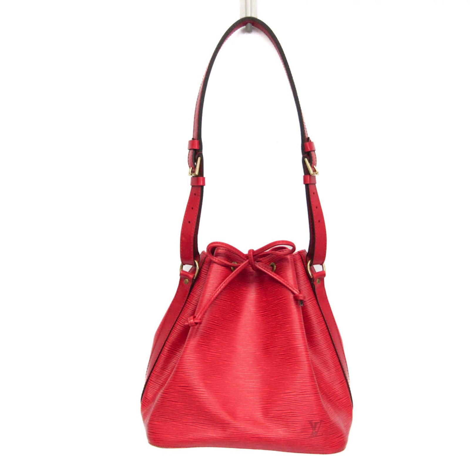 Louis Vuitton Shoulder Bag Epi Leather: Louis Vuitton Shoulder Bag Epi Leather The Louis Vuitton Epi Leather Shoulder Bag features rich Castilian red Epi leather and gold hardware, adding a touch of sophistication to any outfit. With its ad