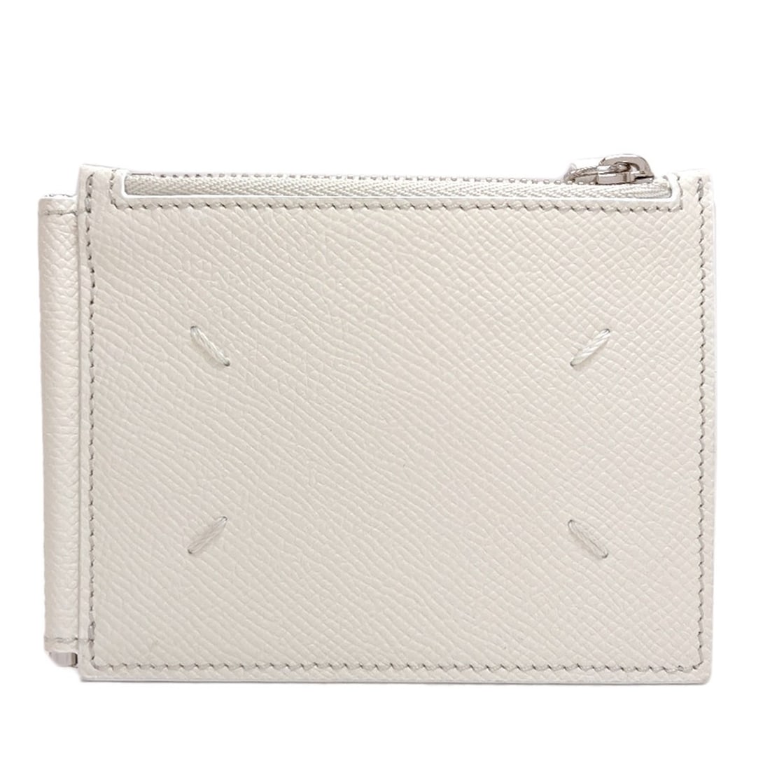 Maisonmargiela 4 Stitches Bifold Wallet With Coin Pocket Leather: Maisonmargiela 4 Stitches Bifold Wallet With Coin Pocket Leather White leather bifold wallet with coin pocket, featuring a classic design and clean lines. The Maison Margiela 4 Stitches Bifold Wallet 