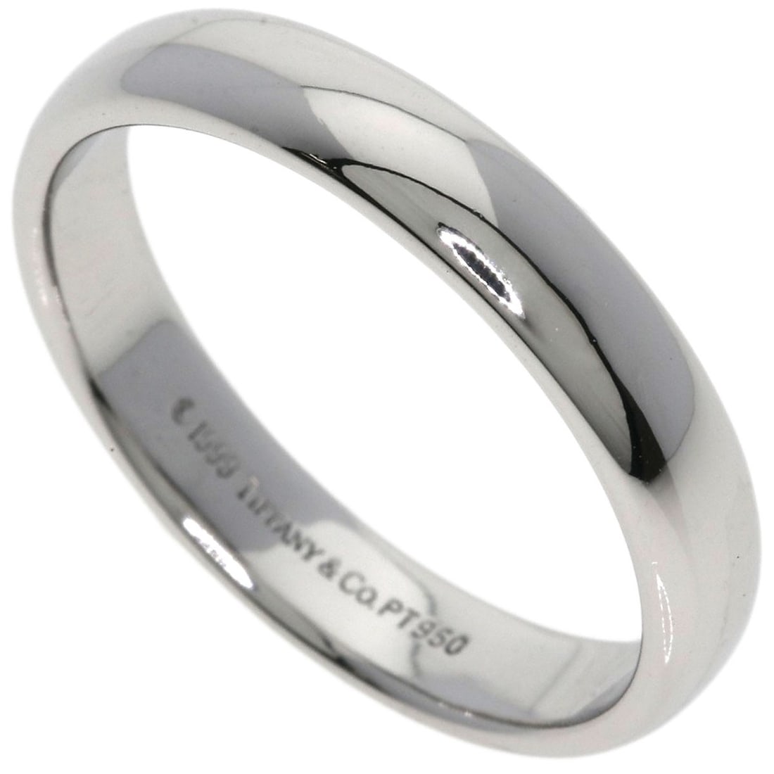 Tiffany&Co. Wedding Ring Platinum Pt950: Tiffany&Co. Wedding Ring Platinum Pt950 Tiffany&Co.'s platinum wedding ring boasts a sleek silver finish and a substantial platinum construction, making it a striking accessory. The 11.25 US size ring