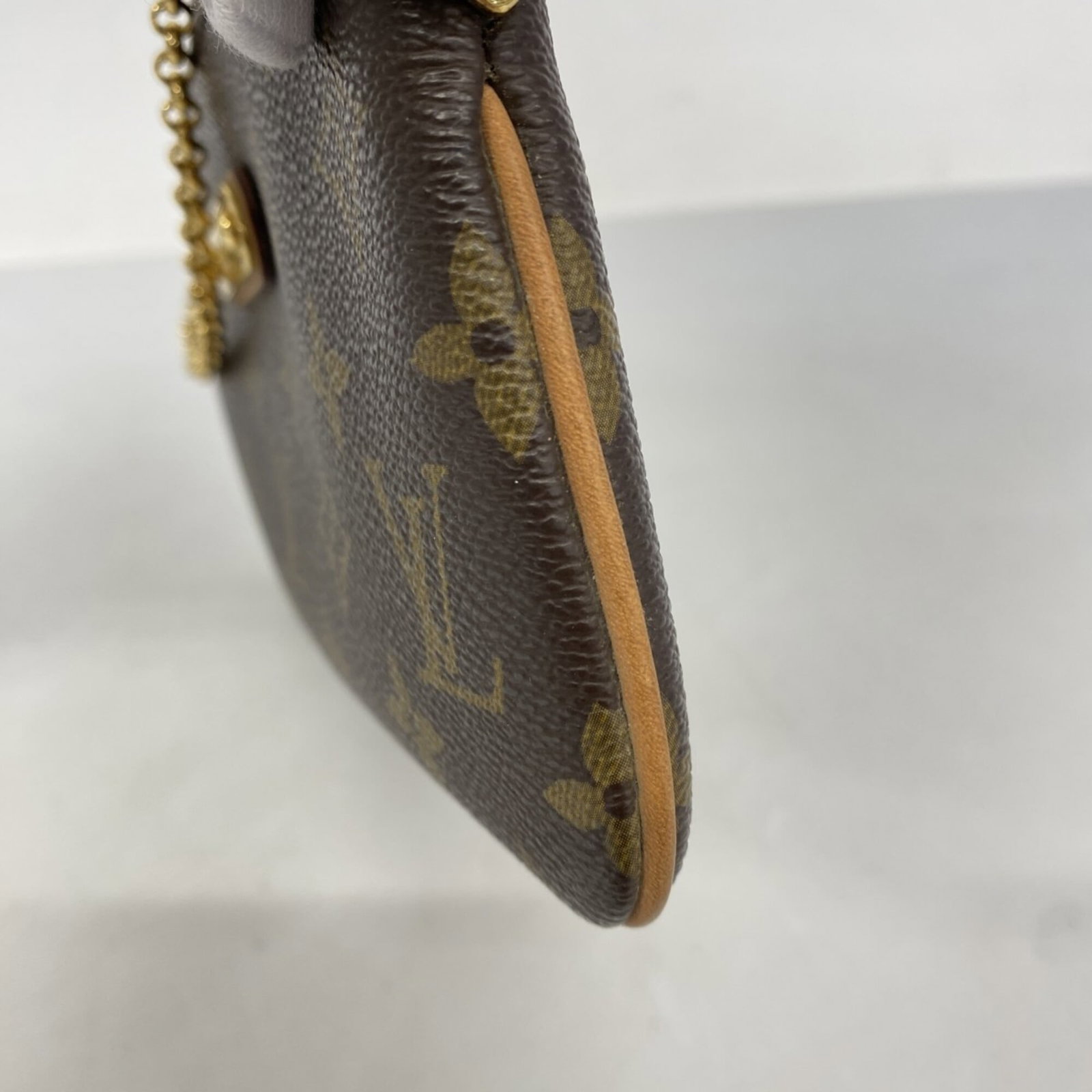 Louis Vuitton Pouch - 6
