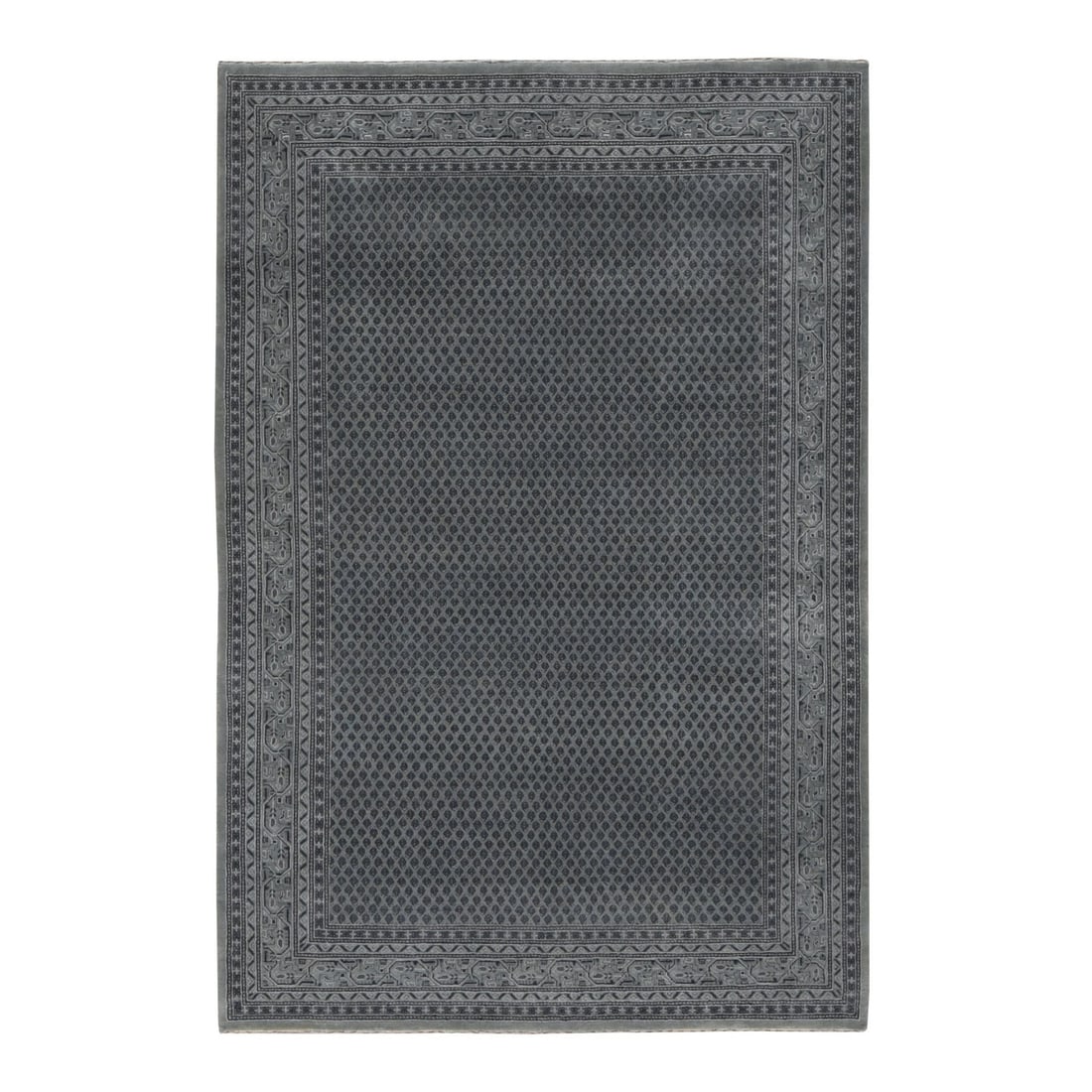 Battleship Gray rug hand knotted wool silk saroogh mir: Battleship Gray rug hand knotted wool silk saroogh mir Hand-knotted in luxurious wool and silk, this stunning Battleship Gray rug boasts an intricate Oriental Regional Design. Made from high-quality s