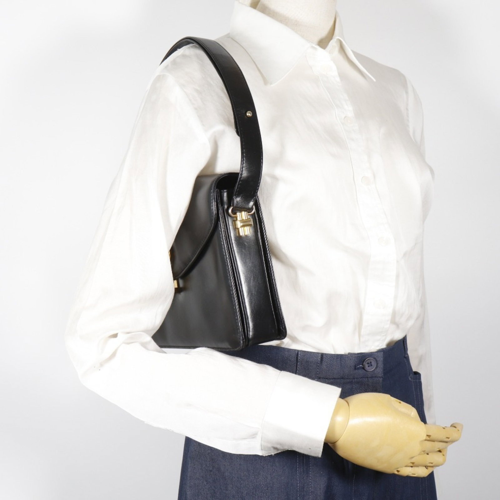 Shoulder Bag Leather - 20