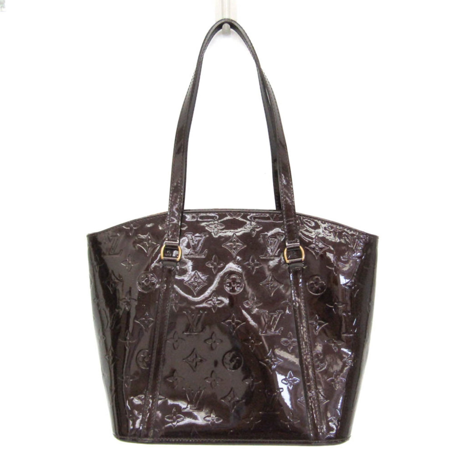 Vernis Monogram Tote Bag Louis Vuitton: Vernis Monogram Tote Bag Louis Vuitton Vernis Monogram Tote Bag from Louis Vuitton features the iconic Monogram Vernis pattern in Amarante color, with a top width of 31cm and a zipper pocket for added