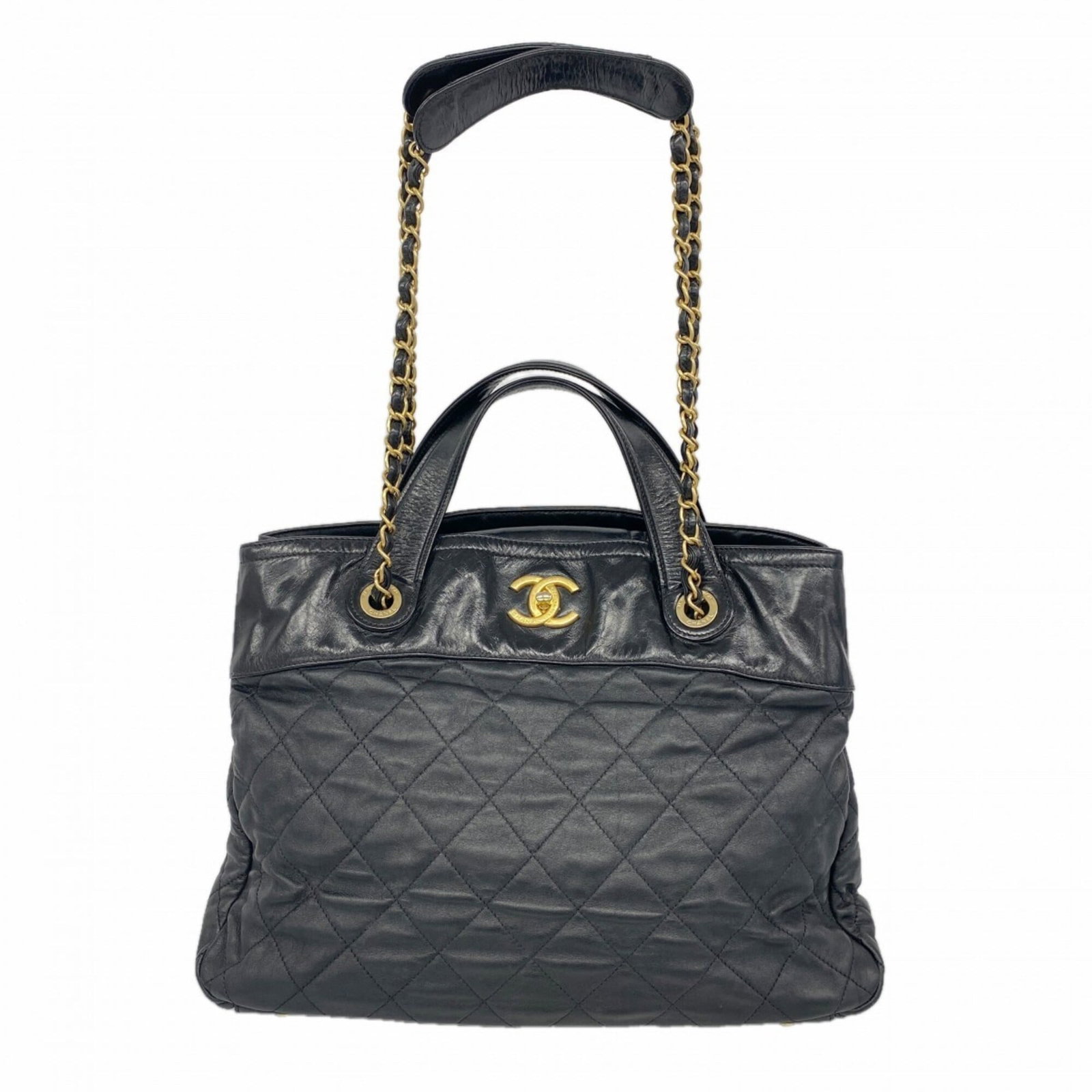 Chanel Handbag leather: Chanel Handbag leather Black leather Chanel handbag with gold hardware, measuring 27cm x 30.5cm x 18cm. The bag's sleek design and luxurious materials make it a stylish accessory for everyday use. Its