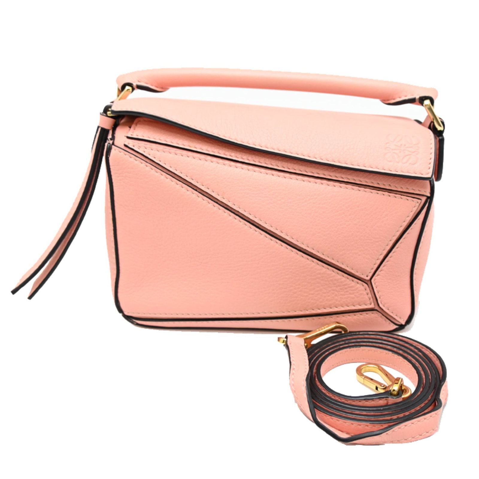 Shoulder Bag Leather: Shoulder Bag Leather Pink leather shoulder bag with dimensions 12cm x 17cm x 7.5cm, made from high-quality materials and bearing a signature. This stylish accessory features a classic design that adds