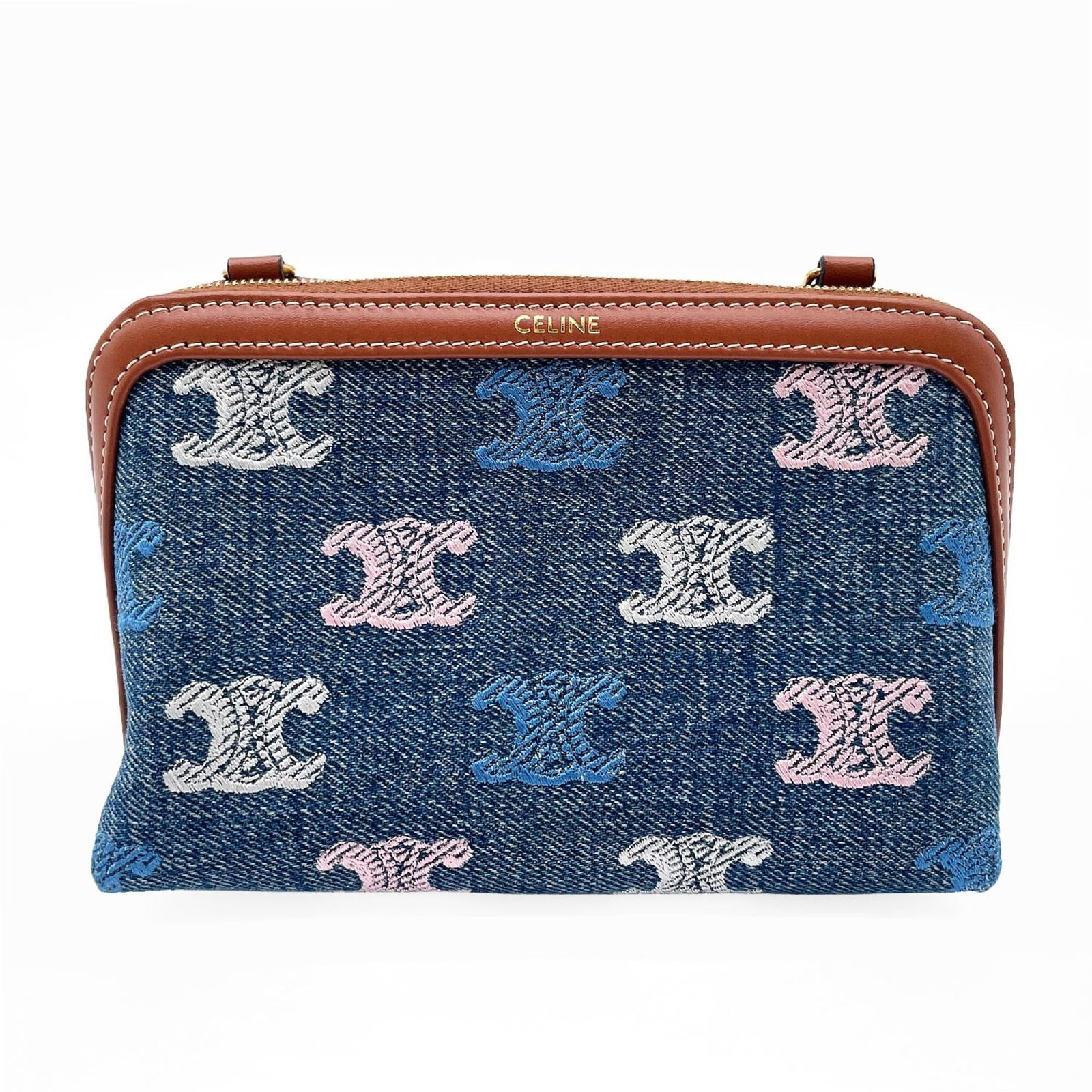 Celine Clutch Bag Denim: Celine Clutch Bag Denim Celine Clutch Bag Denim - A stylish and unique accessory, this denim clutch bag features a bold blue, brown, or multi-color design. Measuring just 11.5cm x 16cm x 7.5cm, it's