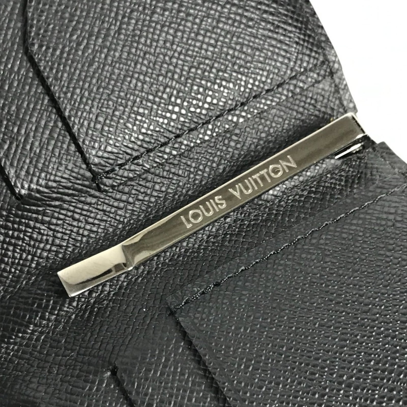 Vuitton Monogram Clip Eclipse Money - 14