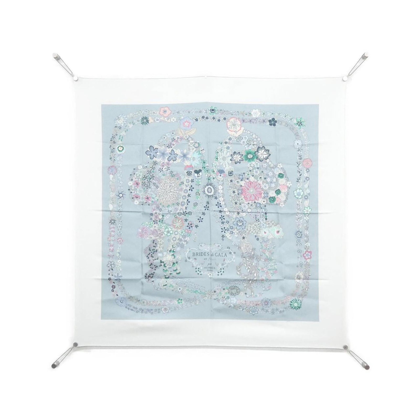Hermes silk scarf: Hermes silk scarf Silk scarf from renowned French fashion house Hermes, featuring a striking blue and white color combination. Made from high-quality silk, this 90cm x 90cm square scarf boasts a