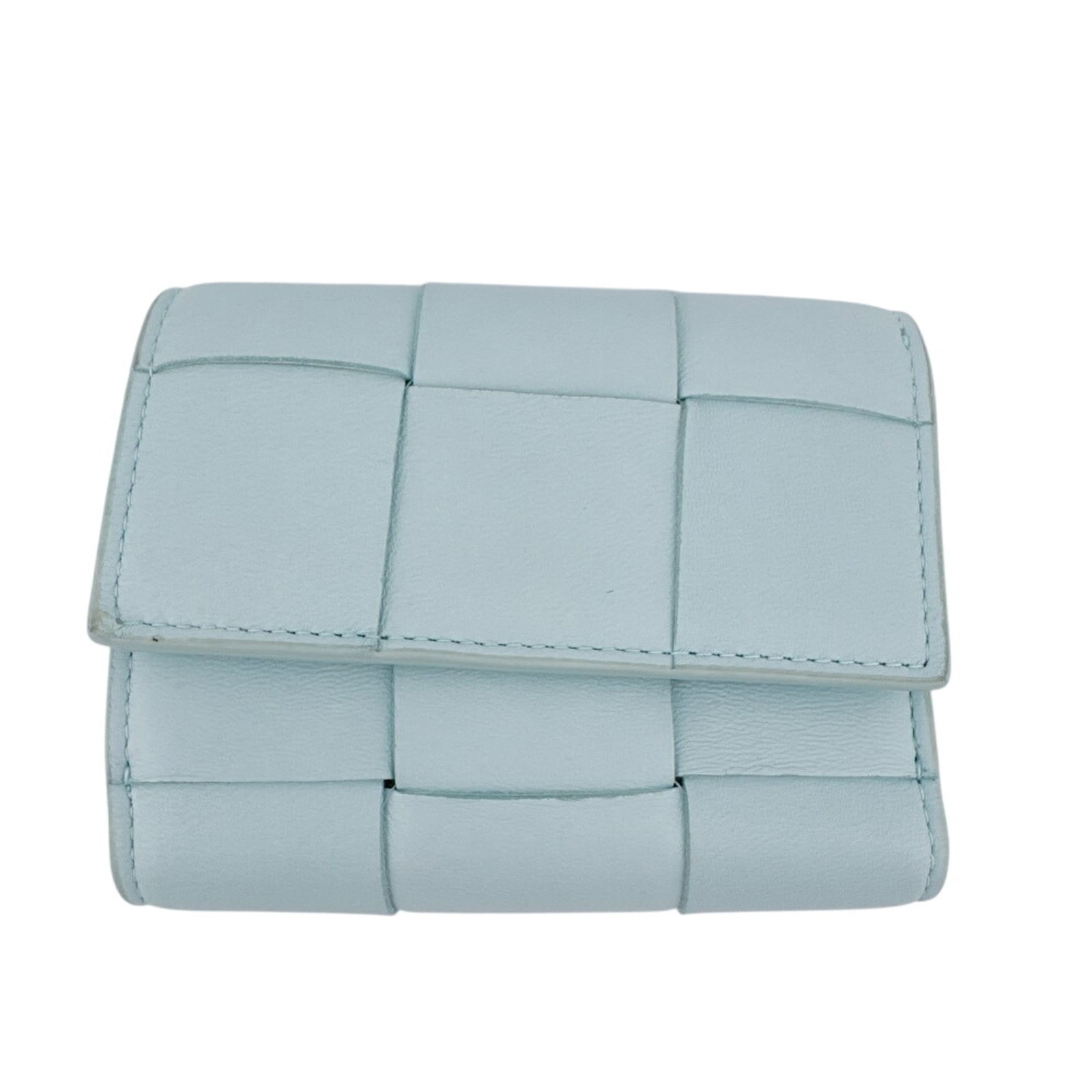 Veneta Wallet Leather Tri Fold: Veneta Wallet Leather Tri Fold Tri-fold wallet with sleek blue leather design, measuring 9.5cm x 11.5cm in size. The Bottega Veneta brand's signature style is evident in the wallet's clean lines and c