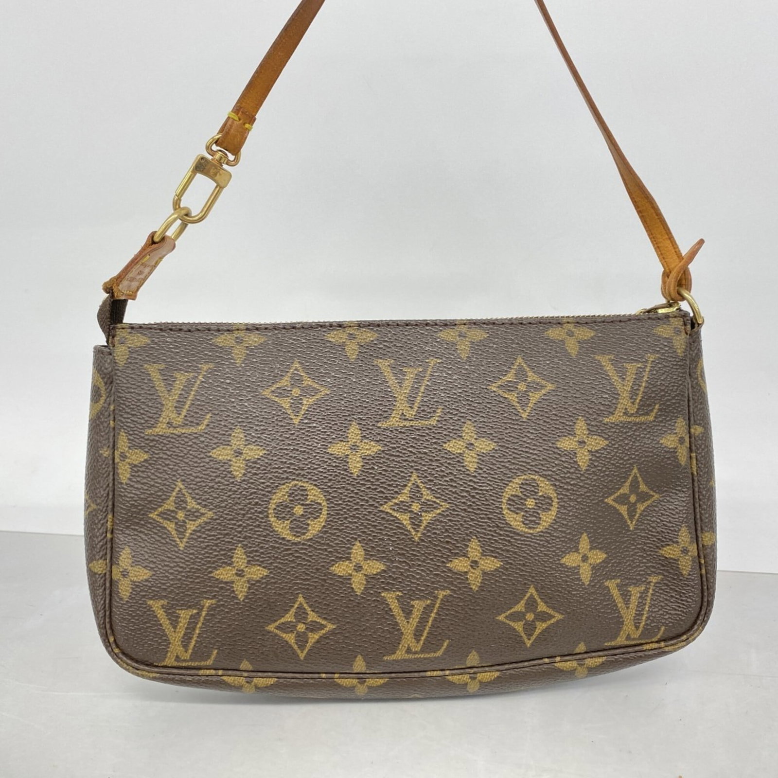 Louis Vuitton Pouch - 11