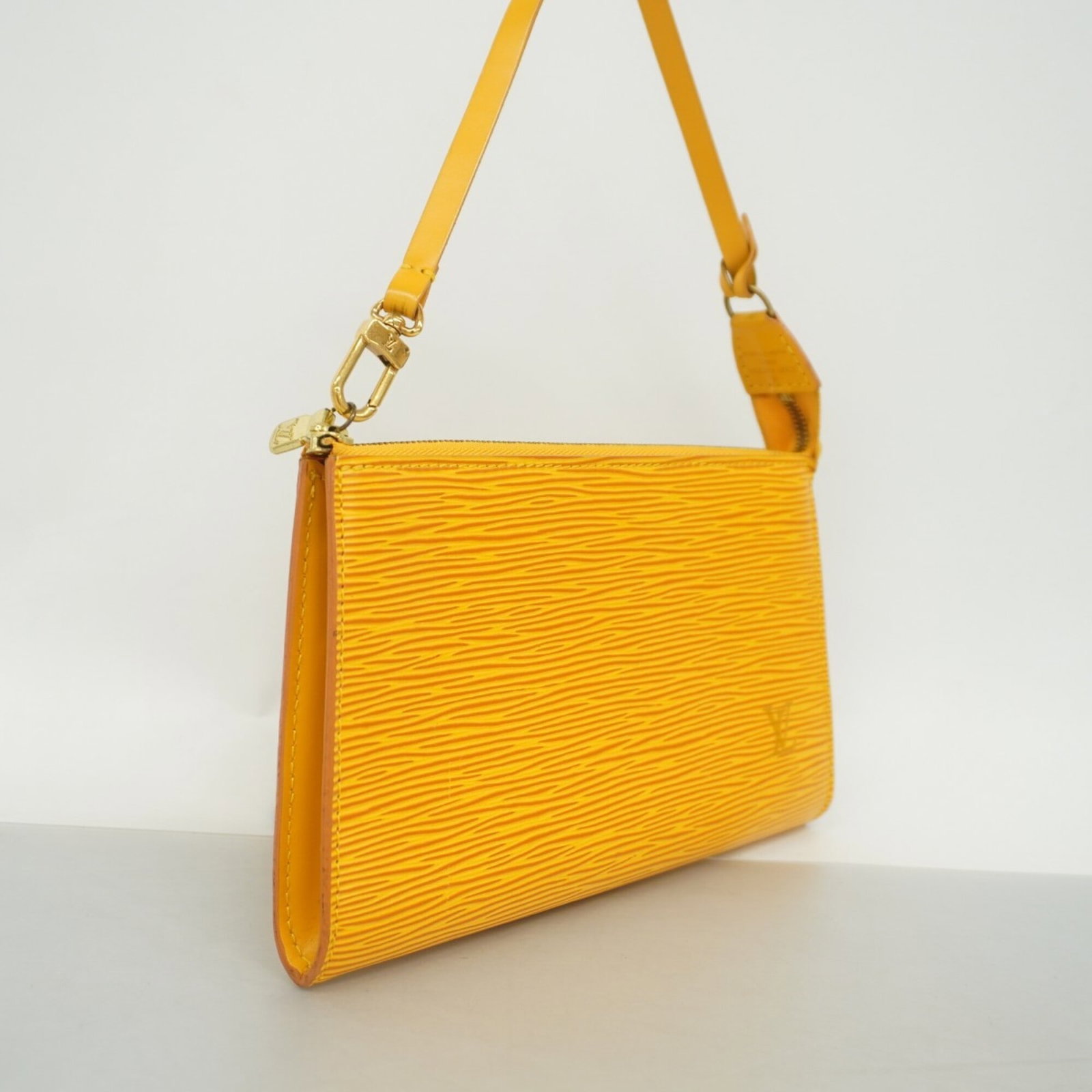 Louis Vuitton Pouch - 2
