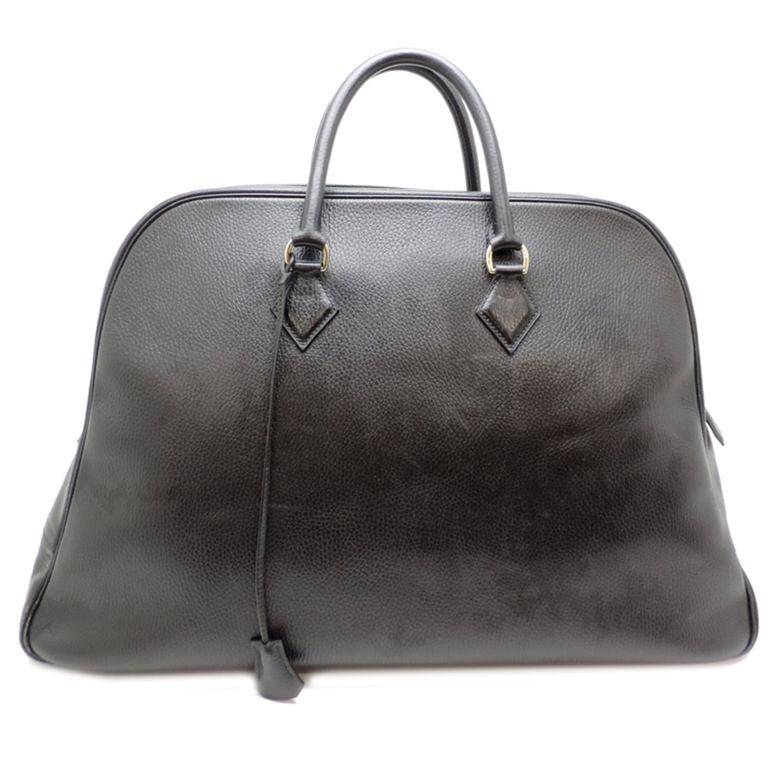 Boston Bag Hermes Ardennes Leather: Boston Bag Hermes Ardennes Leather Boston Bag in Ardennes Leather. This classic Boston bag from the renowned French fashion house Hermes features high-quality Ardennes leather, a signature material kn