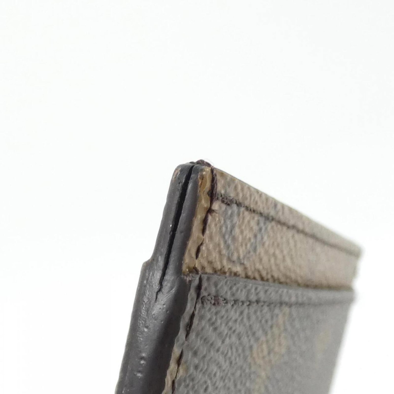 Louis Vuitton Monogram Reverse Card Case - 4