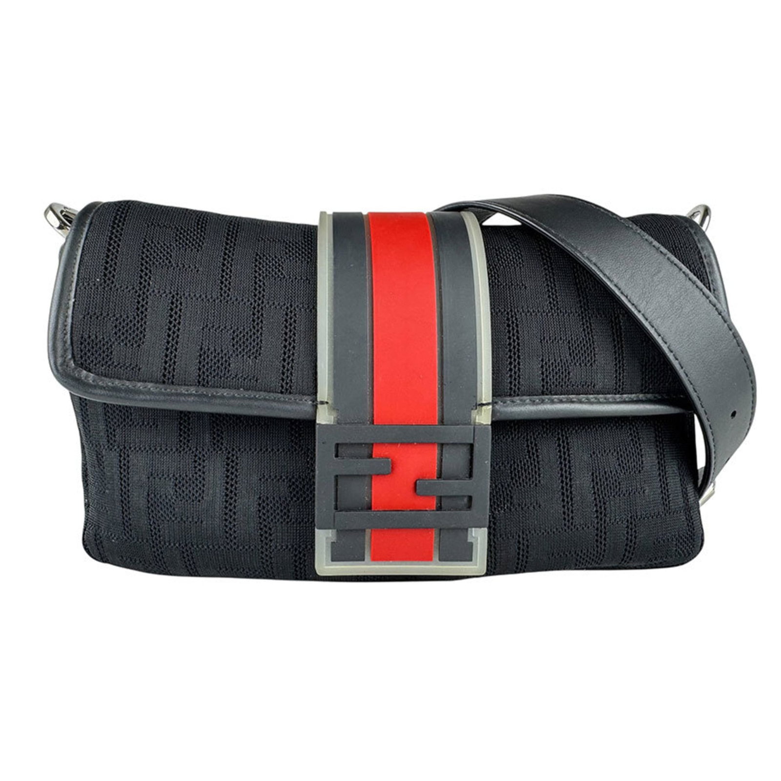 Fendi Shoulder Bag Fabric Rubber: Fendi Shoulder Bag Fabric Rubber Black and red rubber fabric, a unique combination, adorns this Fendi shoulder bag. Made from both fabric and rubber materials, its distinctive look sets it apart. Meas