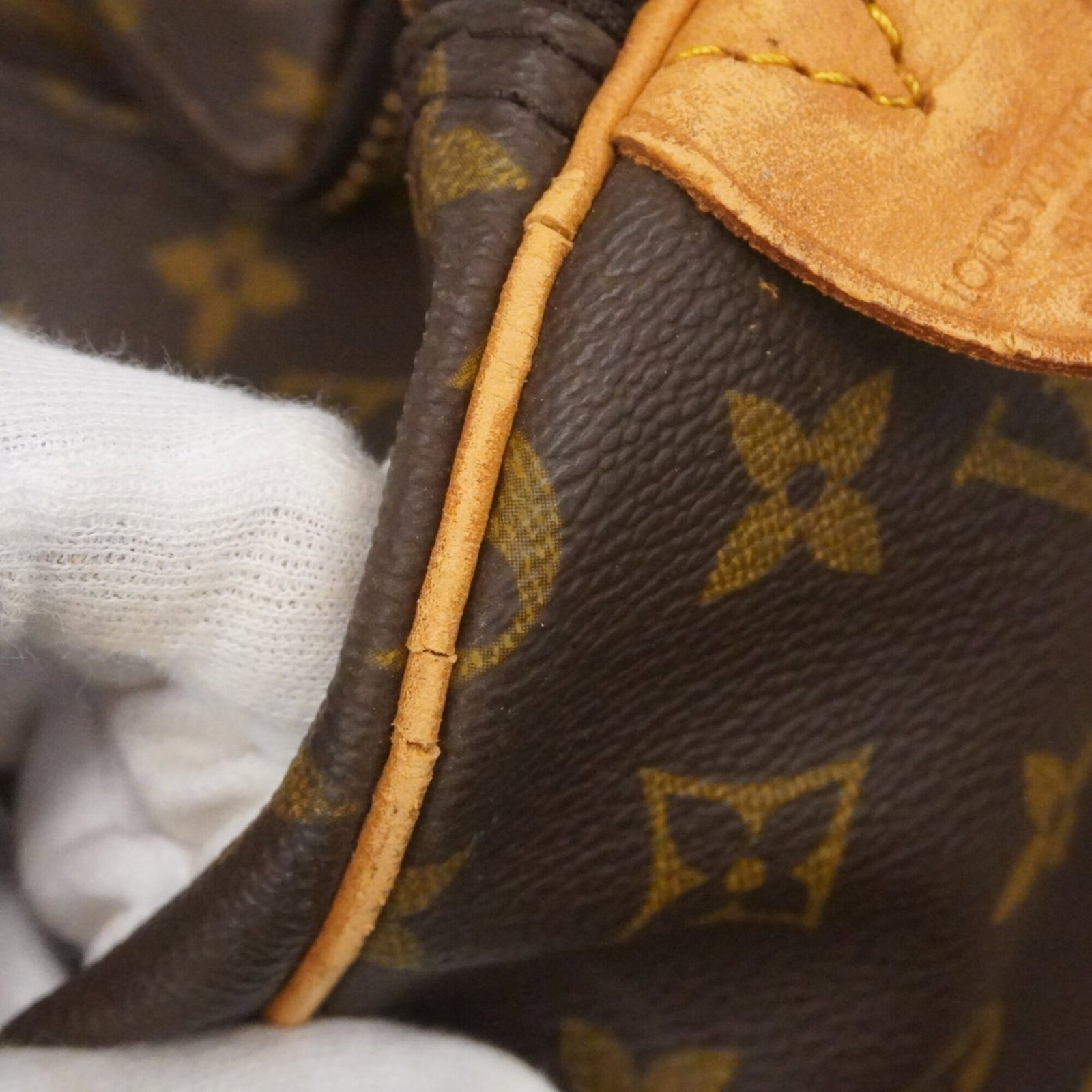 Boston Bag by Louis Vuitton - 6