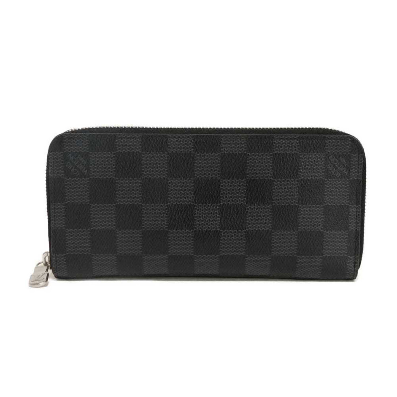 Damier Graphite Bi Fold Wallet Long Louis Vuitton: Damier Graphite Bi Fold Wallet Long Louis Vuitton Damier Graphite Bi Fold Wallet Long Louis Vuitton - A classic design with a timeless touch, this long bi-fold wallet features the iconic Damier Graphi