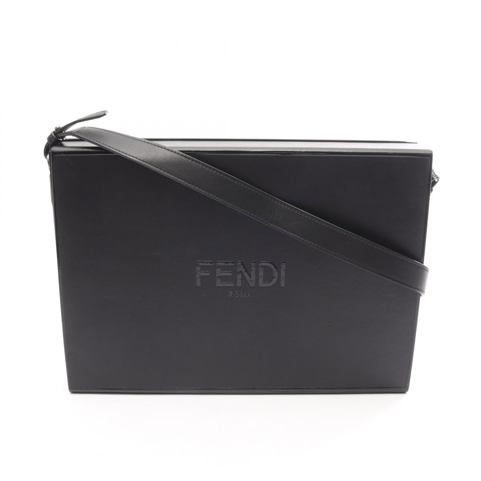 Bag Messenger Fendi Leather Shoulder: Bag Messenger Fendi Leather Shoulder Fendi's iconic leather messenger bag features sleek black design, perfect for everyday use. Made from high-quality leather, its compact size and shoulder strap mak