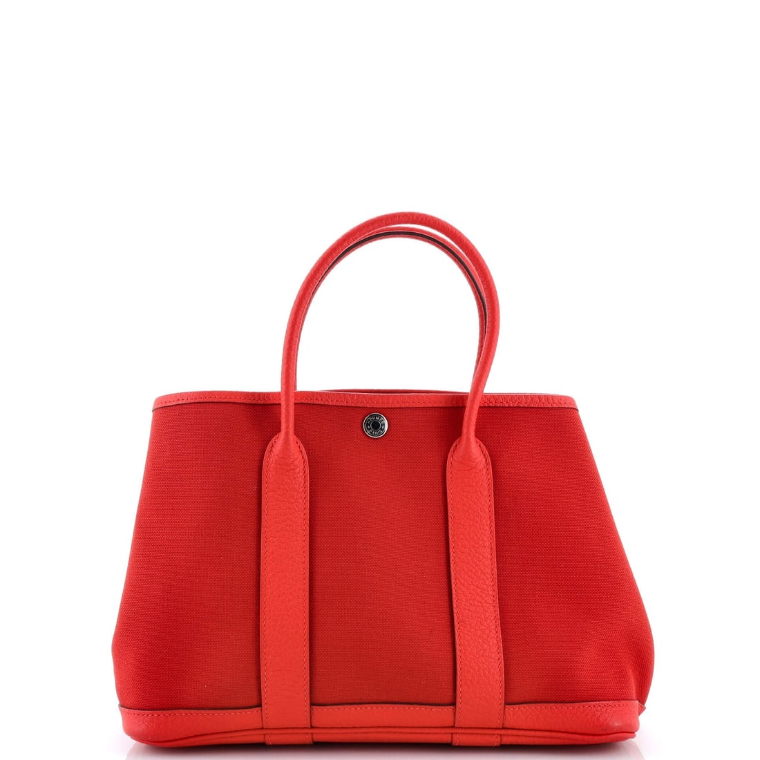 Hermes Toile Leather Tote Garden Party: Hermes Toile Leather Tote Garden Party This vibrant red Hermes Garden Party Tote features a classic Toile de Jouy design in leather exterior, adorned with a timeless canvas interior. The bag boasts a 
