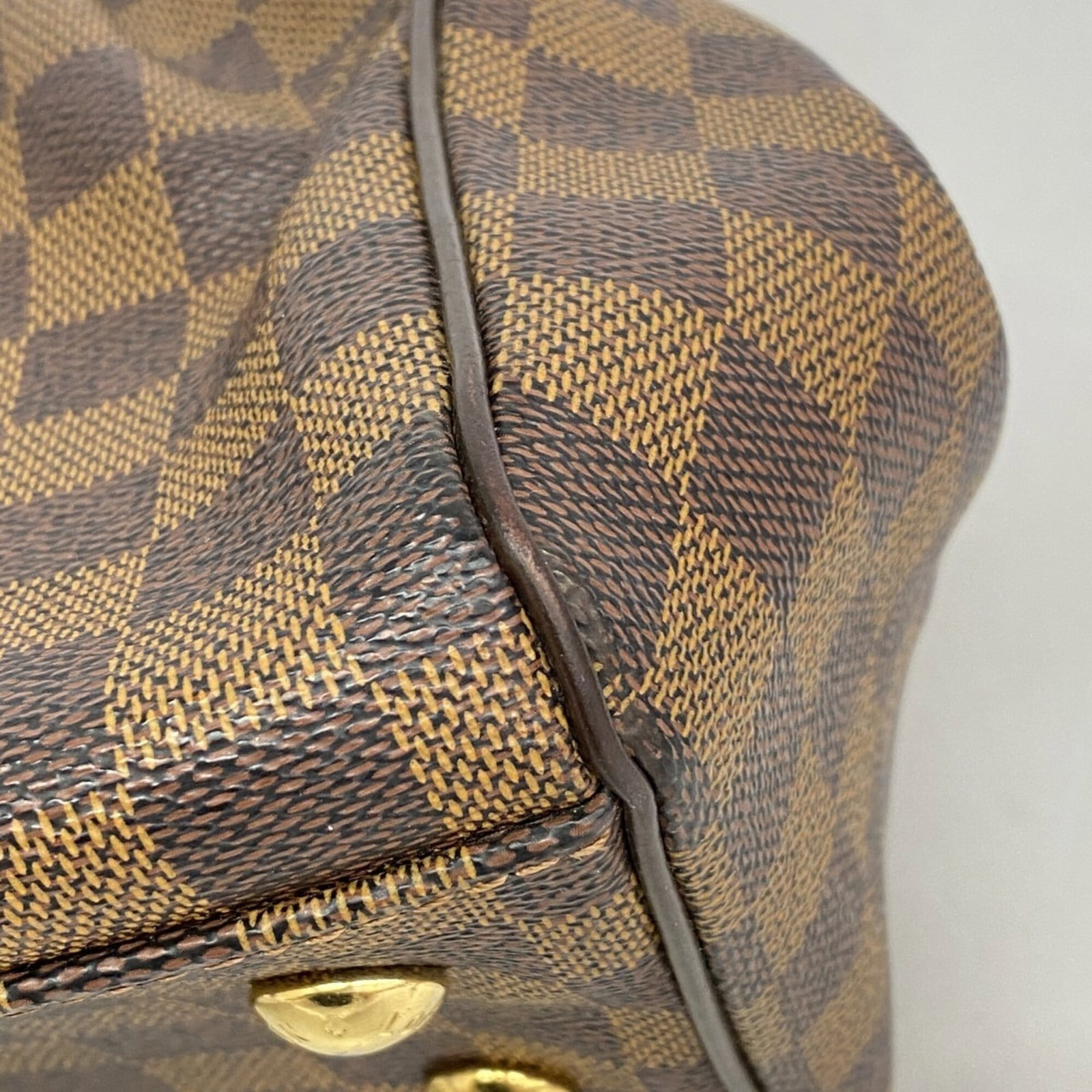 Louis Vuitton Handbag - 7