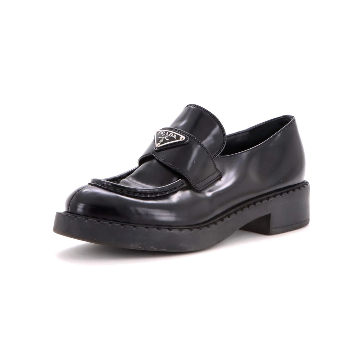 Women's Logo Spazzolato Leather Loafers Triangle Prada: Women's Logo Spazzolato Leather Loafers Triangle Prada Black Spazzolato Leather Triangle Logo Loafers from Prada feature a classic design with a distinctive triangle logo. Made from high-quality leath