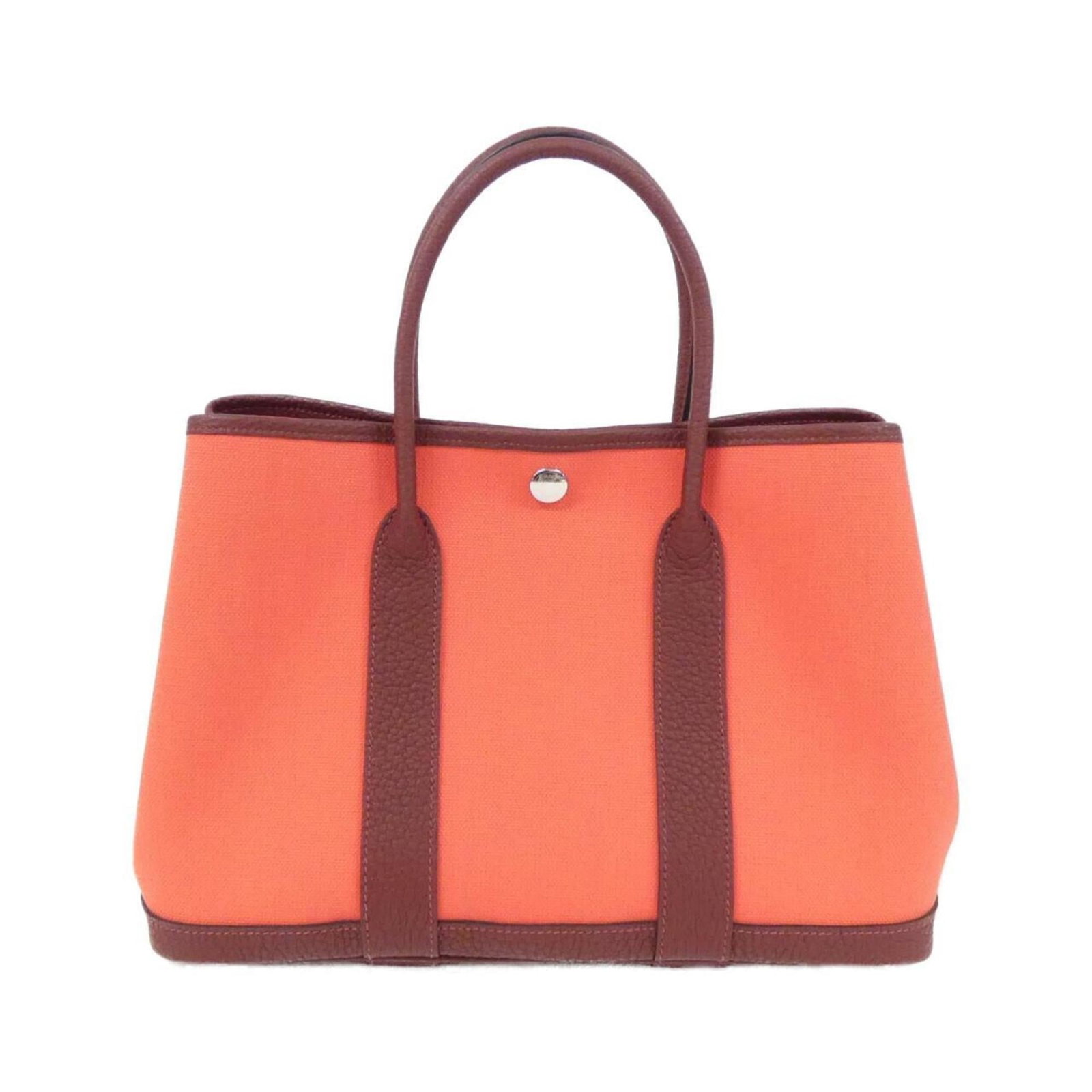 Hermes leather handbag: Hermes leather handbag Negonda leather Rouge handbag with elegant design, measuring 21cm x 30cm x 13.5cm. Comes with original box and dust bag for added convenience. A stylish accessory to complement 