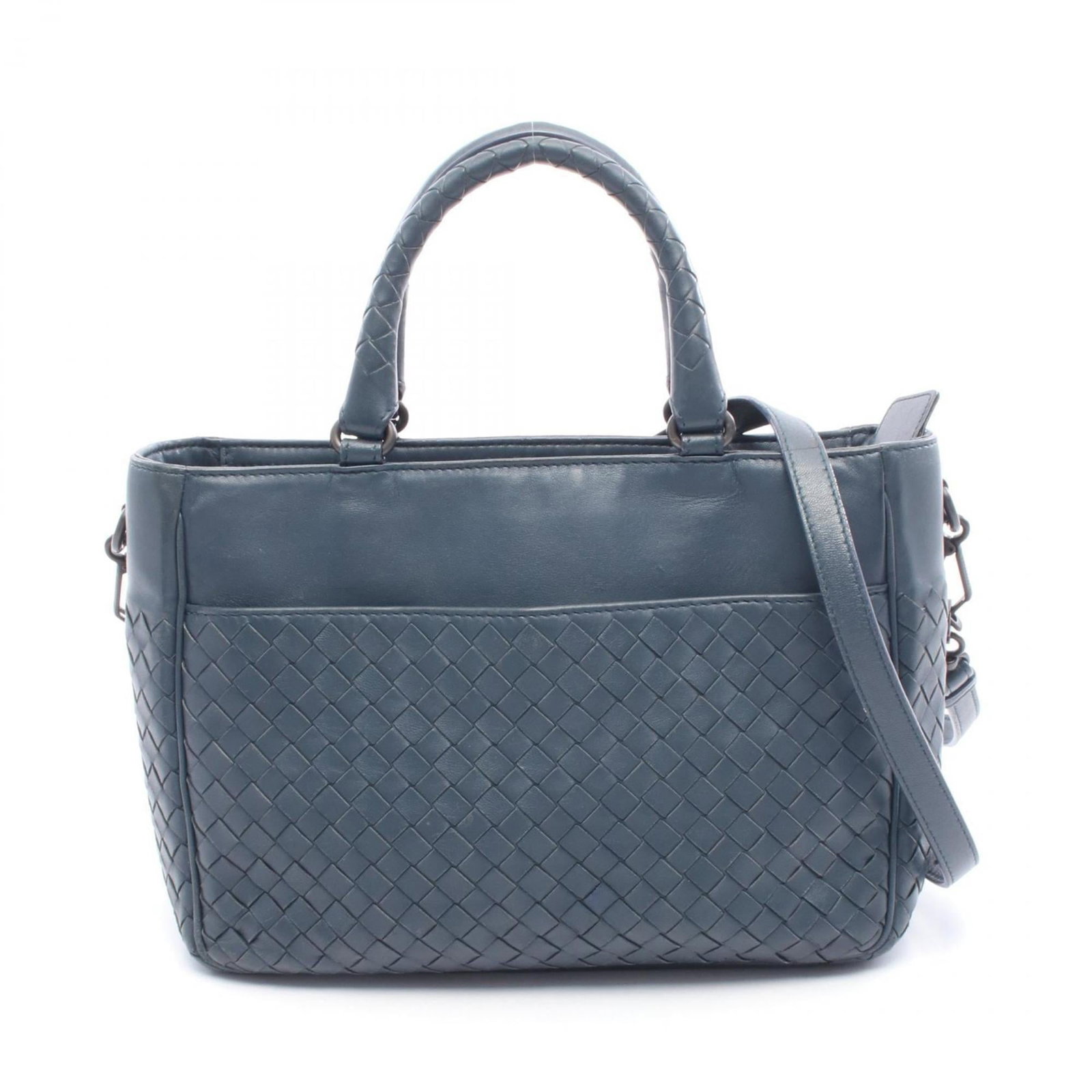 Leather handbag from Bottega Veneta: Leather handbag from Bottega Veneta Bottega Veneta's navy leather handbag boasts classic elegance with its signature interlocking V buckle and sturdy shoulder strap. Measuring 19.5cm x 26cm x 9.5cm, t