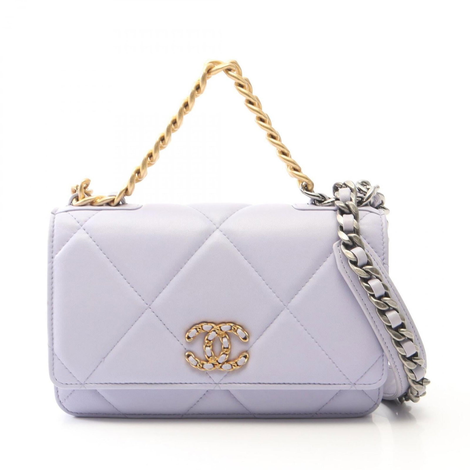 Chanel Handbag Shoulder Bag Leather: Chanel Handbag Shoulder Bag Leather The Chanel MPN AP0957 shoulder bag features luxurious lambskin leather in a rich purple hue. Measuring 12cm x 19cm x 3cm, this stylish handbag combines elegant desi