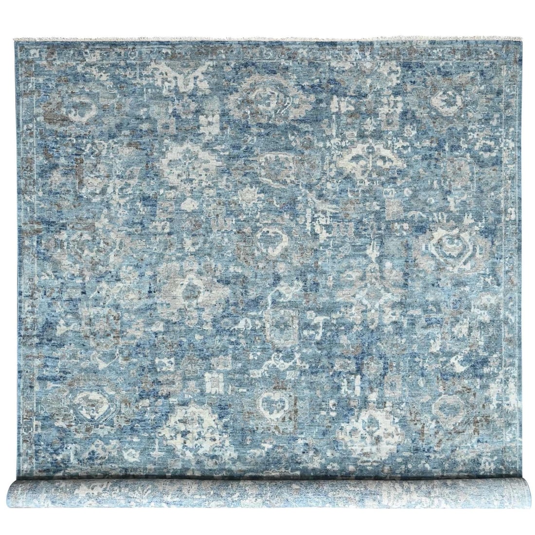 9'10"x13'10" Blue Broken & Erased Zoroastrian Design Hand Knotted Wool Rug: 9'10"x13'10" Blue Broken & Erased Zoroastrian Design Hand Knotted Wool Rug Blue Broken & Erased Zoroastrian Design Hand Knotted Wool Rug, measuring 9'10"x13'10" in a stunning blue field with intricate
