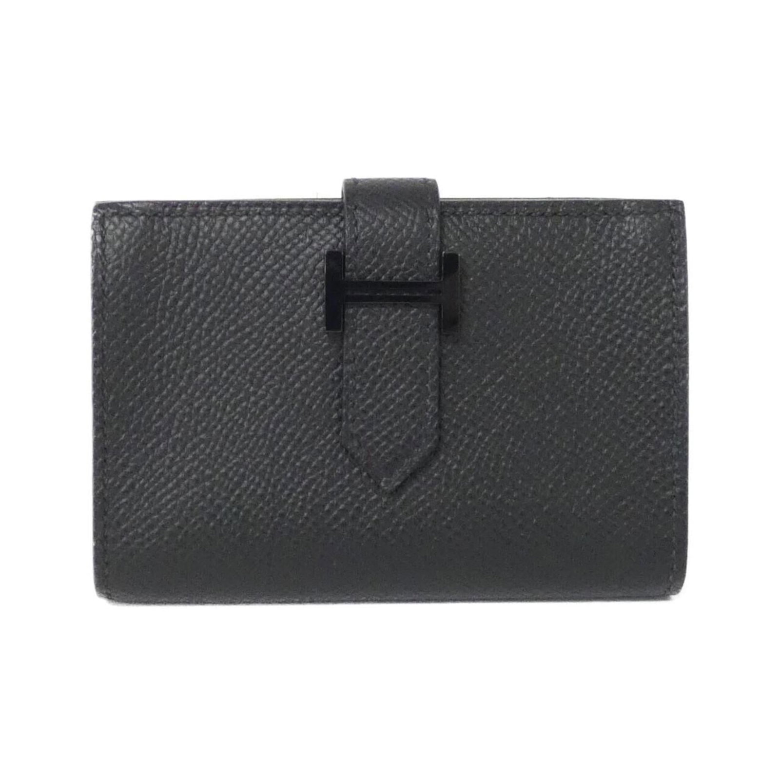 Epsom Leather Card Case Hermes: Epsom Leather Card Case Hermes Epsom leather card case from Hermes, featuring a sleek black design with precise dimensions. Made from high-quality Epsom leather, this compact case measures 7.5cm x 10c