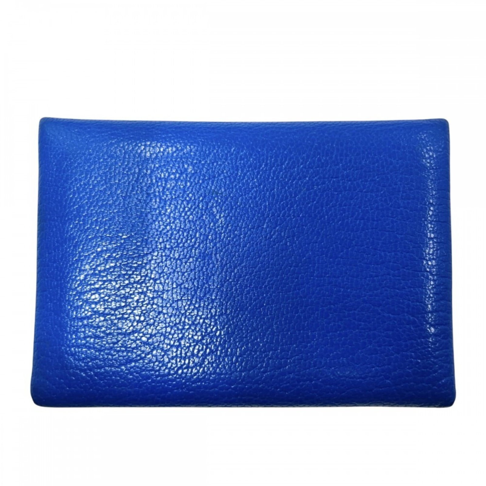 Chevre leather purse coin case Hermes: Chevre leather purse coin case Hermes Chevre leather purse coin case from Hermes features blue color and compact size, measuring 7cm x 10cm x 1cm. Made from high-quality chevre leather, this coin case
