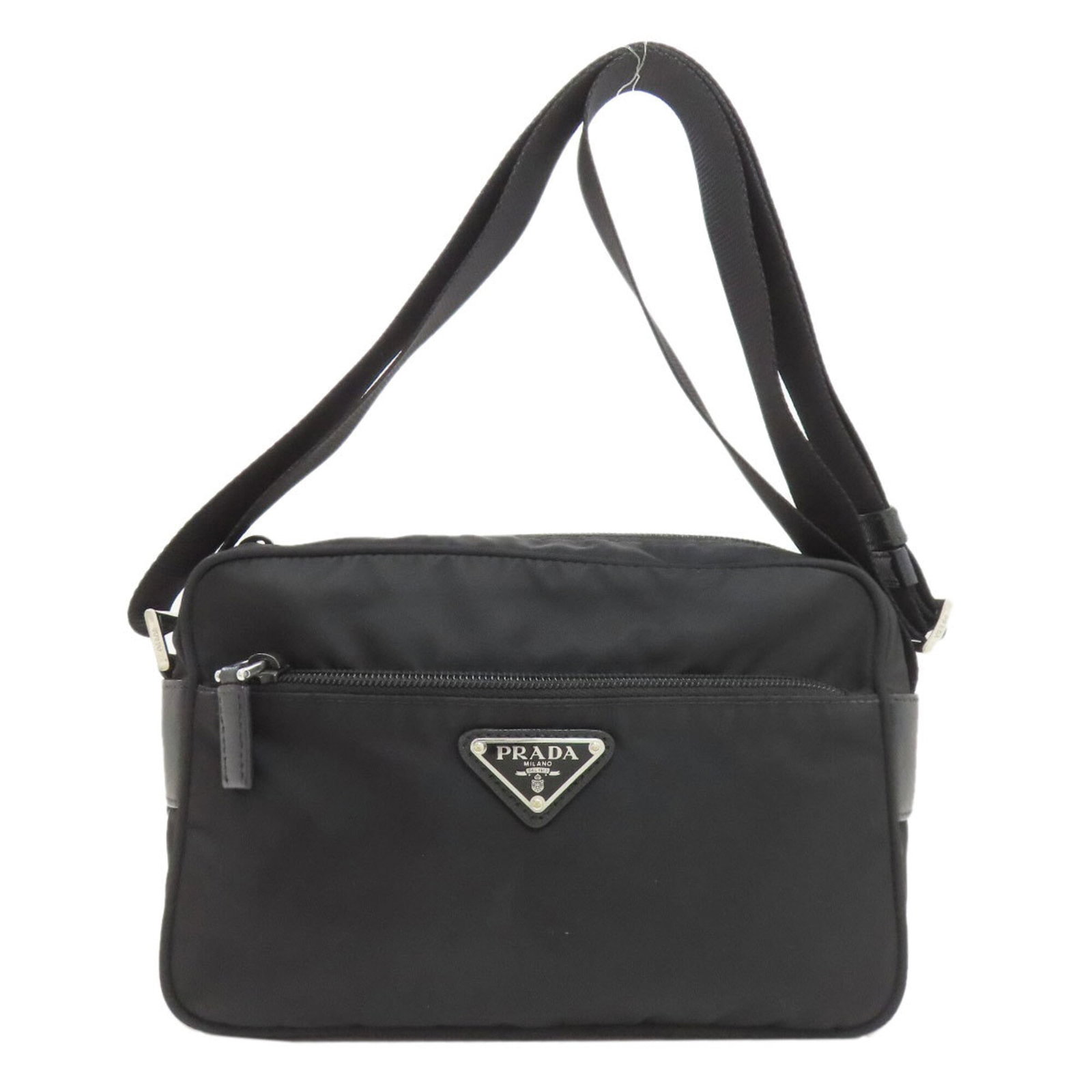 Prada Shoulder Bag Nylon: Prada Shoulder Bag Nylon Prada Nylon Shoulder Bag in Black features a sleek and modern design, with a durable nylon material and precise measurements at 15.5cm x 22.5cm x 7cm. This stylish shoulder ba