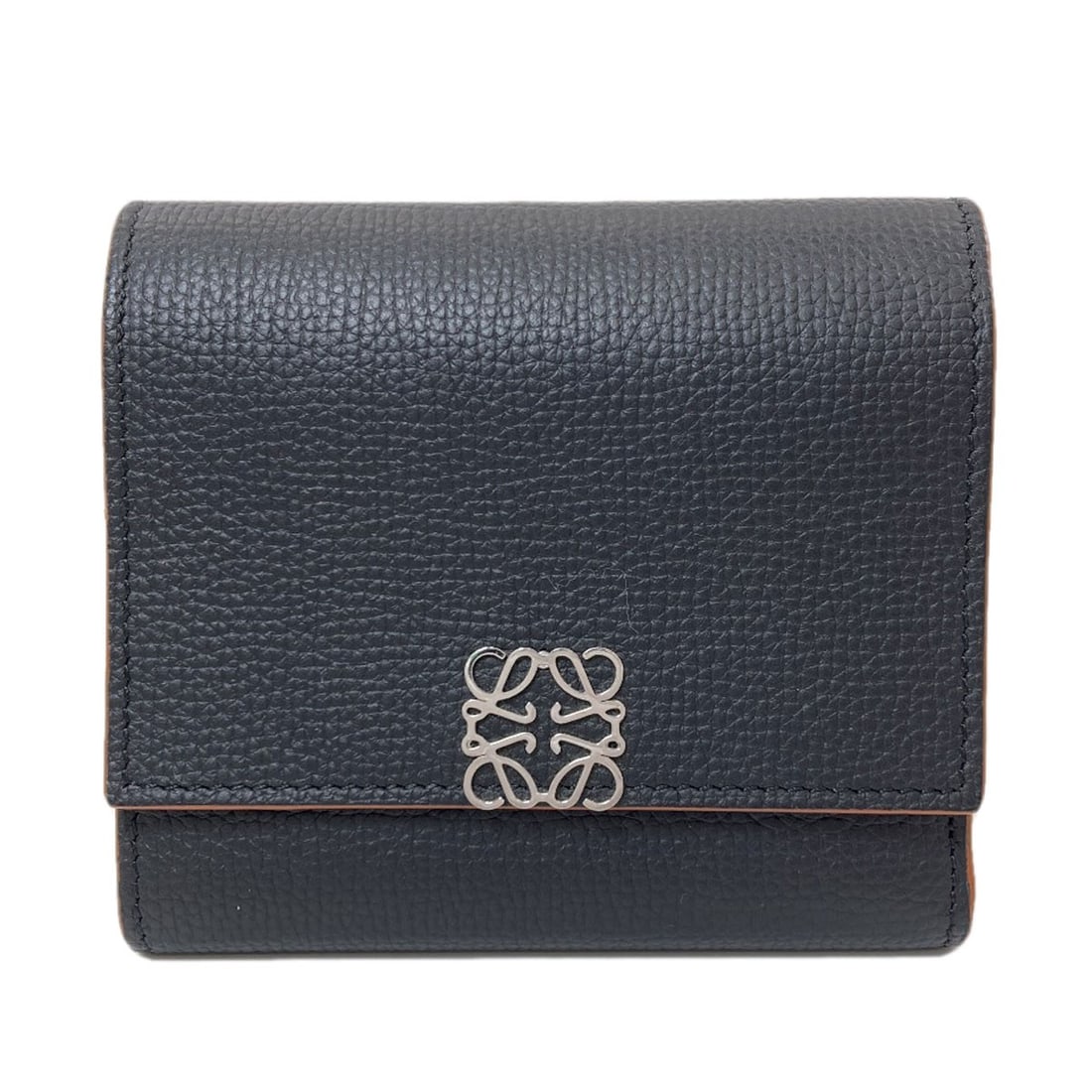 Loewe Anagram Trifold Wallet Bifold Wallet With Coin Pocket Leather: Loewe Anagram Trifold Wallet Bifold Wallet With Coin Pocket Leather Black Loewe Anagram Trifold Wallet Bifold Wallet With Coin Pocket Leather. This bifold wallet features a coin pocket and is made fro