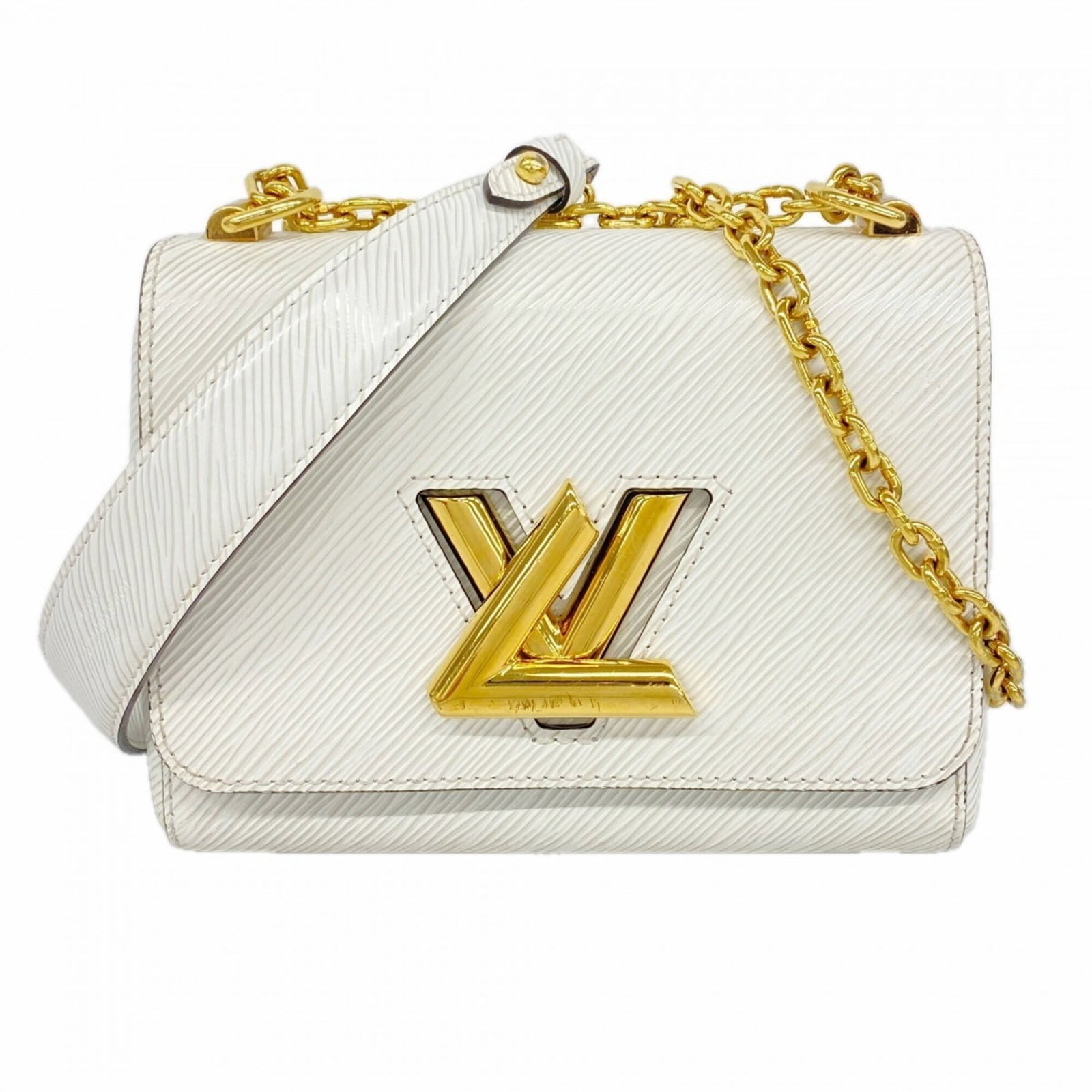 Shoulder Bag By Louis Vuitton: Shoulder Bag By Louis Vuitton Blanc shoulder bag from Louis Vuitton, featuring a timeless design with clean lines and classic monogram pattern. Measuring 15cm x 18.5cm x 9cm, it's the perfect size