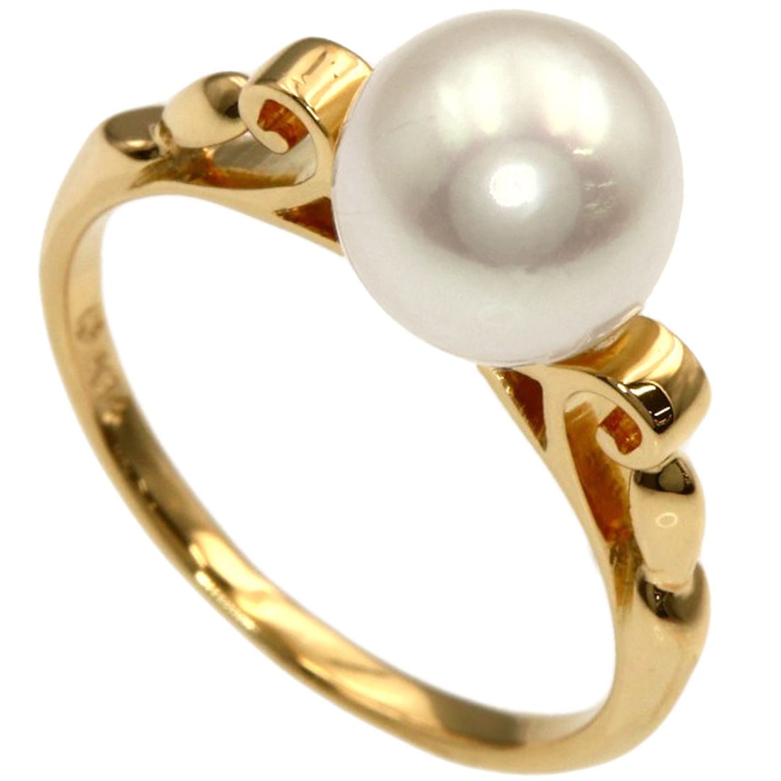 K14 yellow gold Mikimoto pearl ring: K14 yellow gold Mikimoto pearl ring K14 yellow gold Mikimoto pearl ring, crafted in a classic style with a K14 yellow gold setting and a beautiful pearl as the main stone. This elegant ring features a