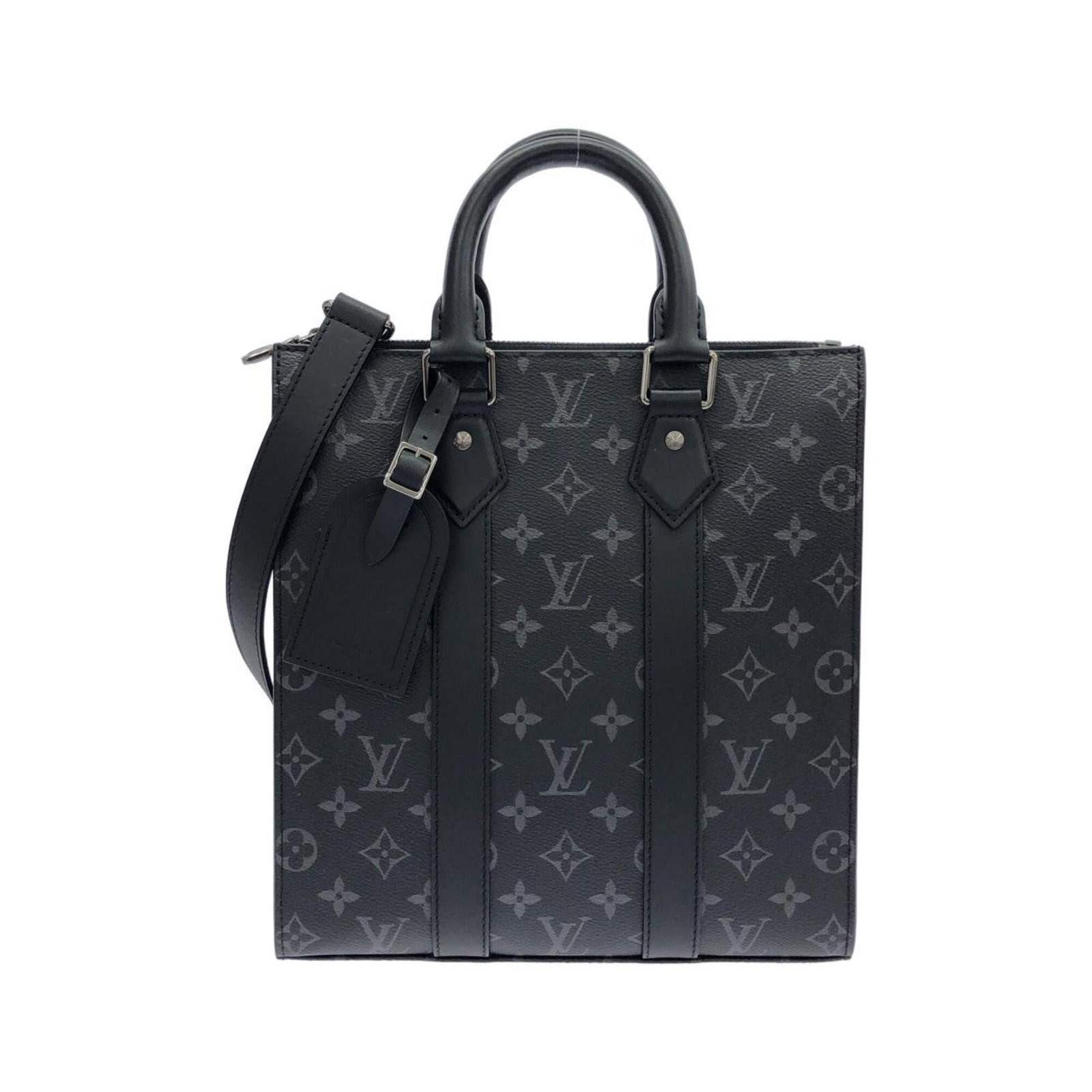 Coated canvas handbag louis vuitton: Coated canvas handbag louis vuitton Coated canvas Louis Vuitton handbag in sleek black, adorned with silver hardware and featuring a spacious interior. With its versatile strap length range and compac