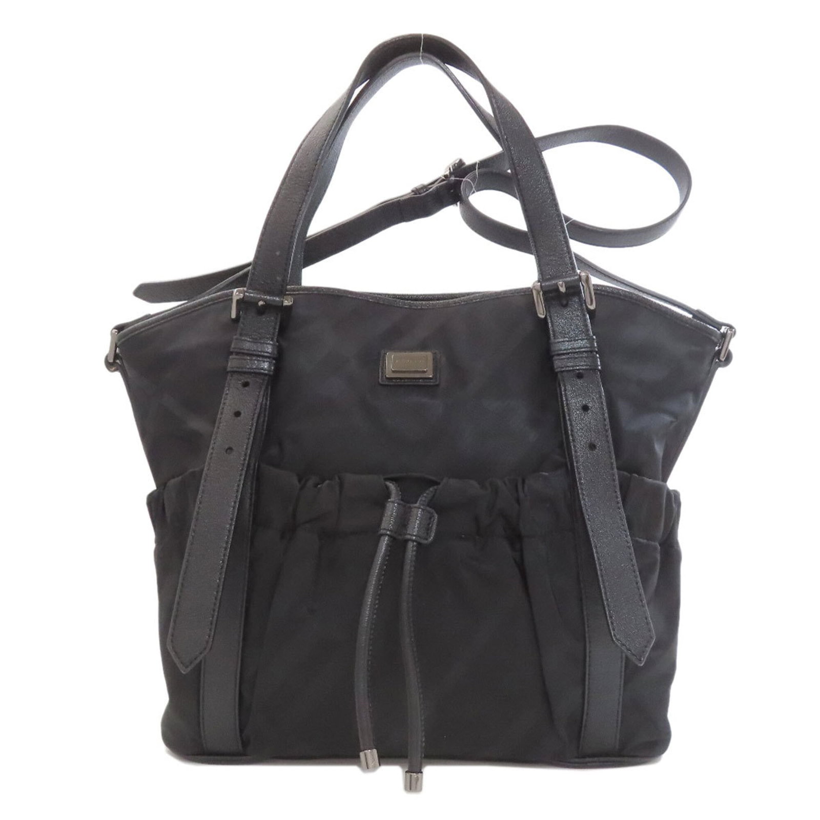 Burberry bag nylon: Burberry bag nylon Black Burberry nylon tote bag with zipper closure, available in sizes ranging from 40cm to 50cm handle length and 97cm to 107cm strap length. Made from durable nylon material, this