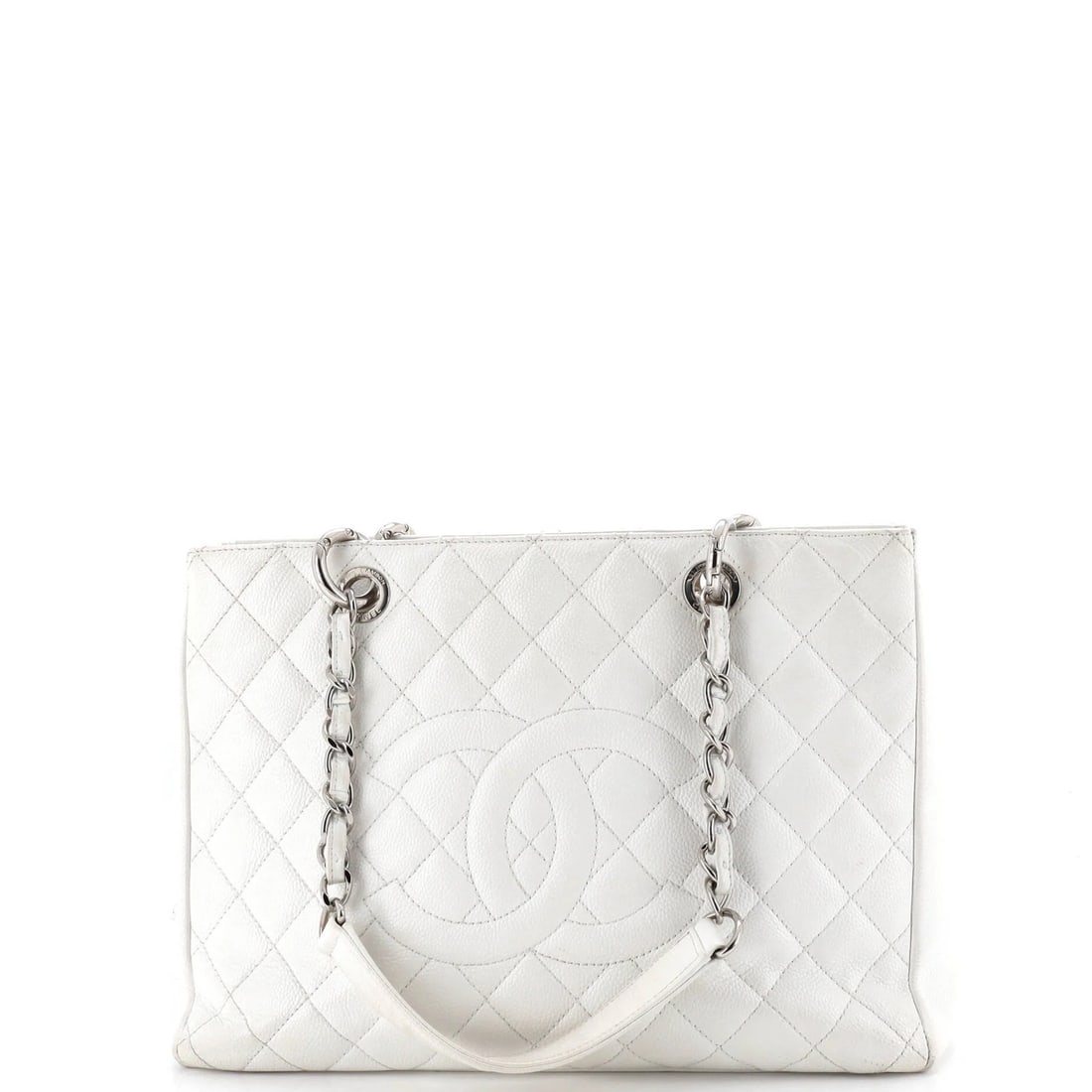Chanel Grand Shopping Tote Quilted Caviar: Chanel Grand Shopping Tote Quilted Caviar The Chanel Grand Shopping Tote Quilted Caviar boasts a striking white leather exterior with quilted details, adding a touch of sophistication to any outfit. M