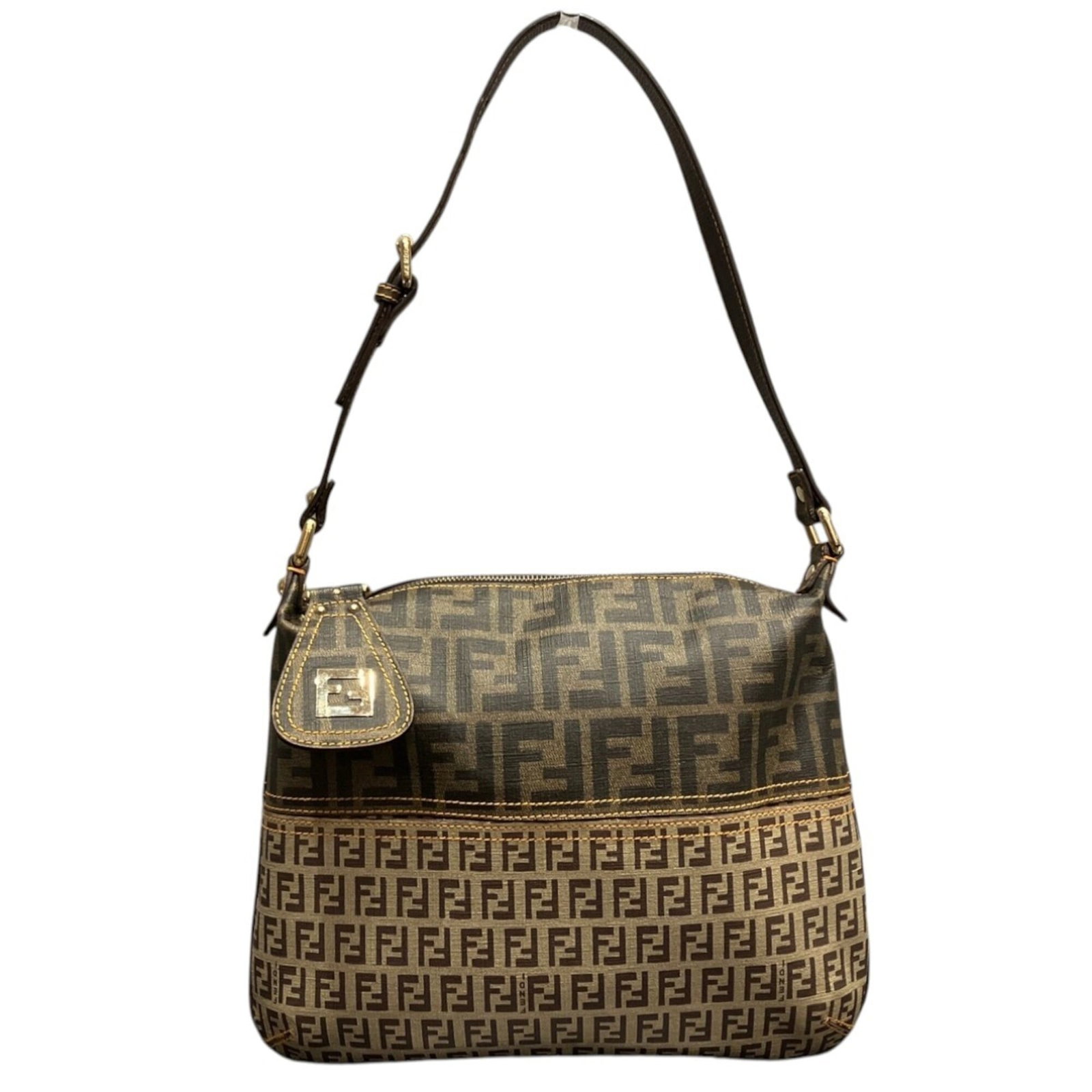 Fendi Shoulder Bag Zucca Pvc Leather: Fendi Shoulder Bag Zucca Pvc Leather Zucca, PVC, and leather come together in the Fendi Shoulder Bag, a stylish combination of materials. Measuring 24cm x 38cm x 8cm, this shoulder bag features a dist