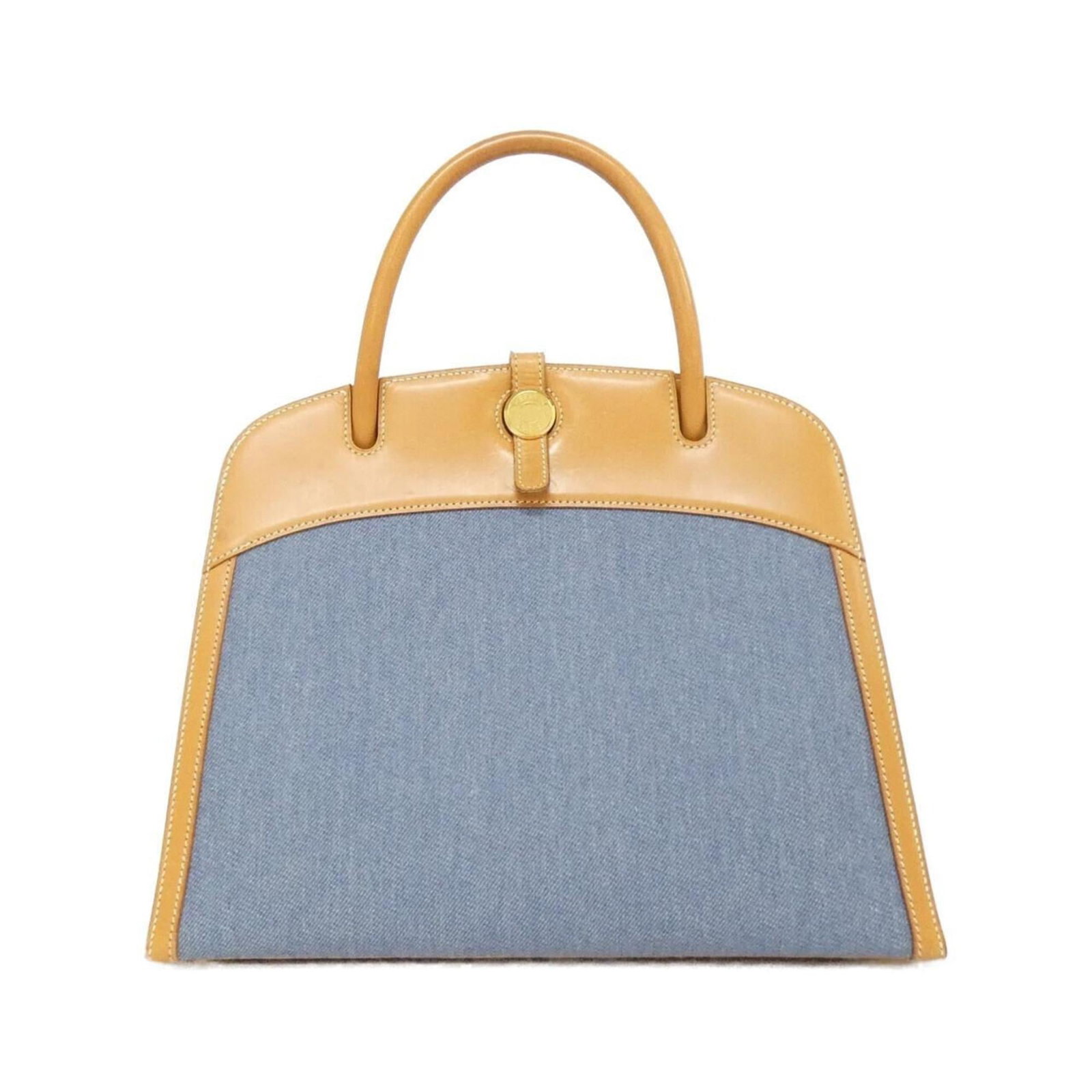 Jean Toile Hermes Handbag: Jean Toile Hermes Handbag Natural Toile Jean Handbag from Hermes. This 24cm x 30cm x 12cm handbag features iconic Toile de Jouy jean design and gold hardware, showcasing a classic style with timeless 
