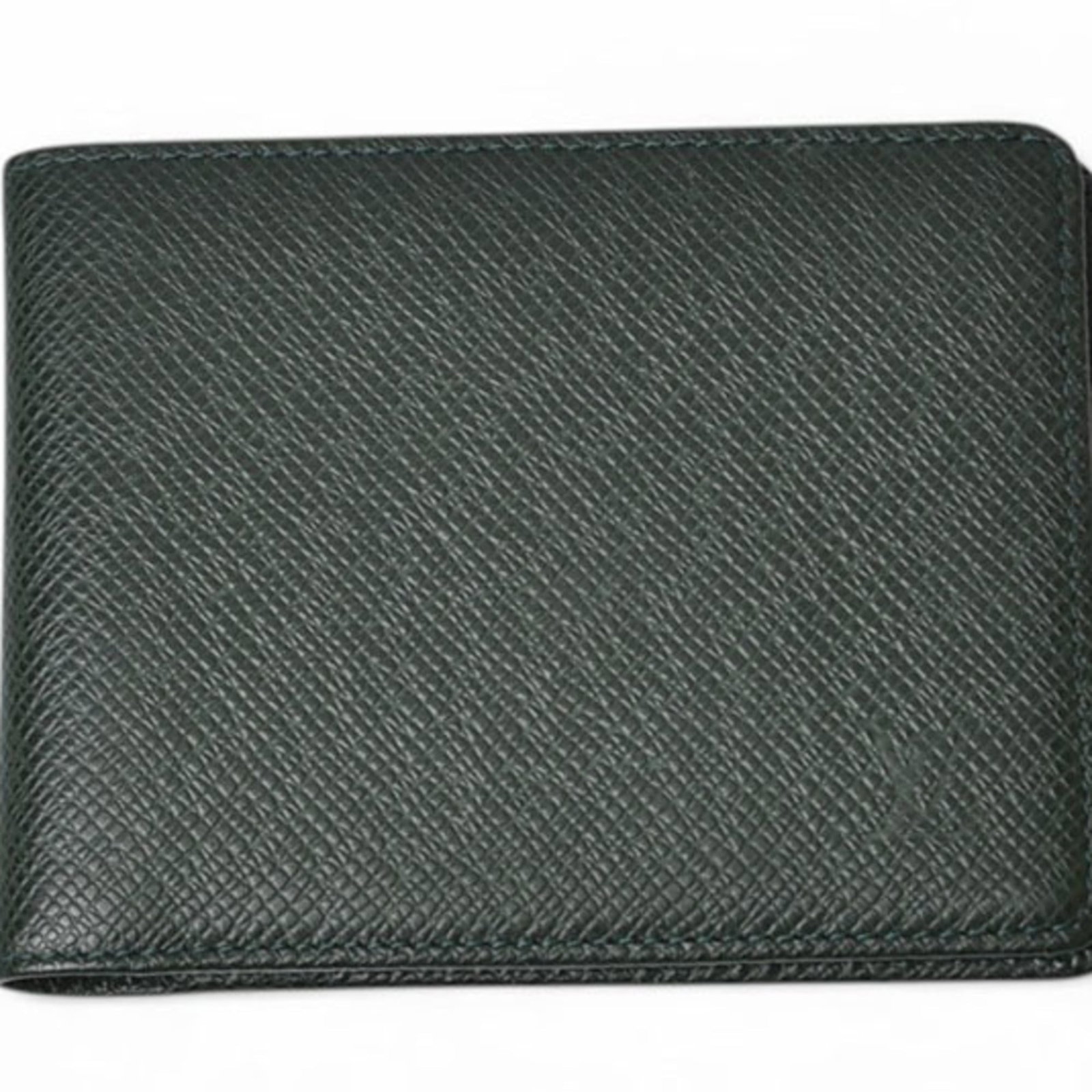 Vuitton Leather Bi Fold Wallet: Vuitton Leather Bi Fold Wallet The Louis Vuitton Taiga bi-fold wallet boasts sleek, Episea leather construction and an open closure. Measuring 9cm x 11.5cm x 1.5cm, it offers a compact yet functional 