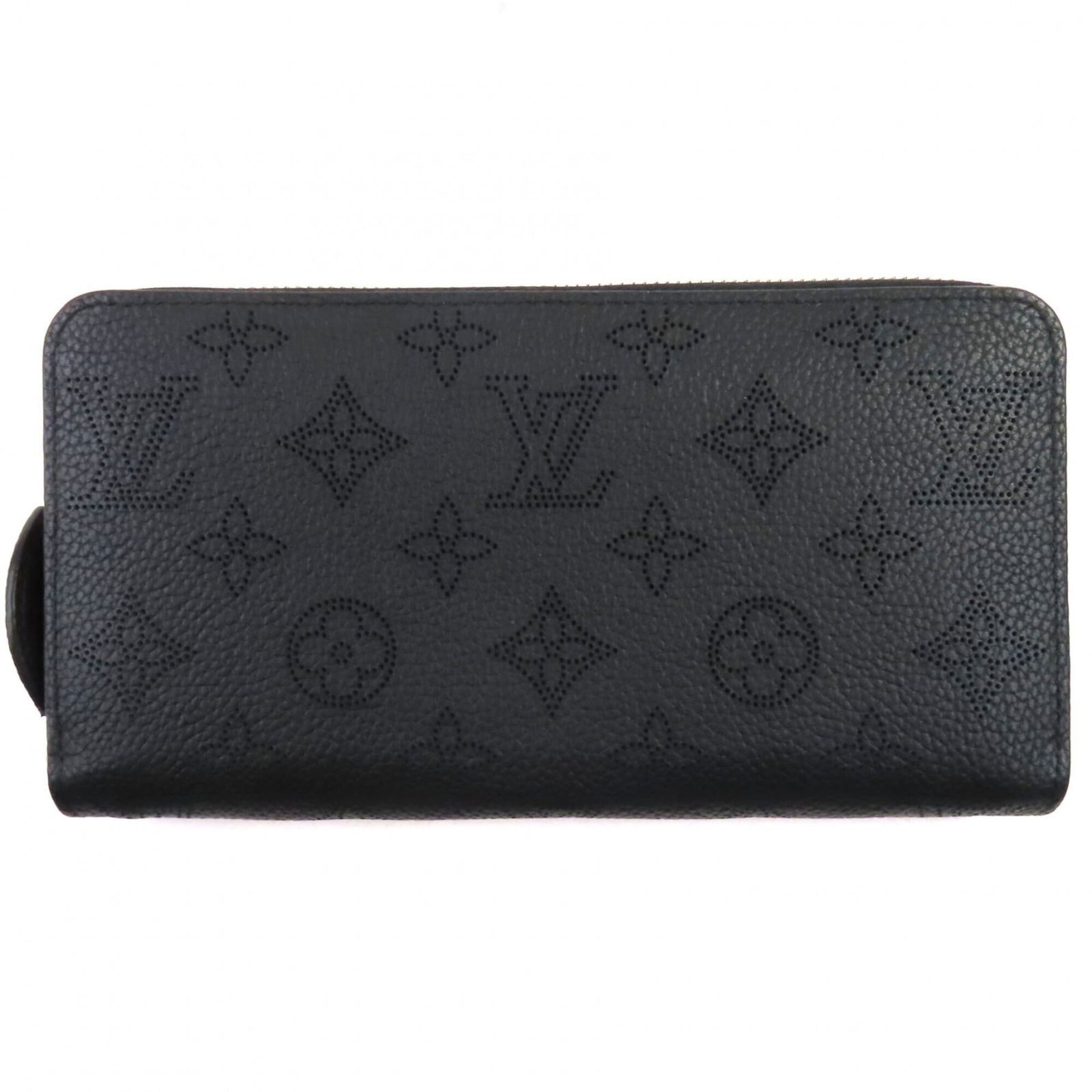 Vuitton Long Wallet Bi Fold Mahina Leather: Vuitton Long Wallet Bi Fold Mahina Leather The Louis Vuitton Long Wallet Bi Fold Mahina Leather features rich Mahina leather and RFID-blocking technology for added security. This stylish bi-fold walle