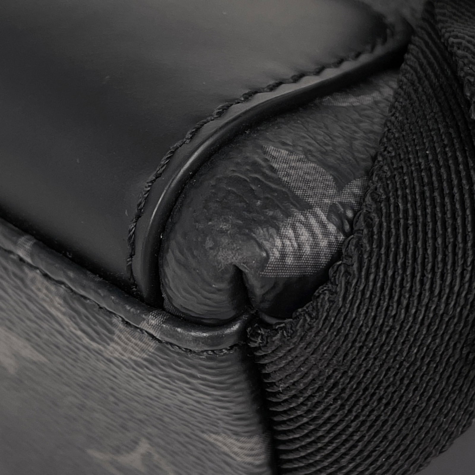 Vuitton Eclipse Monogram Bag Shoulder - 3