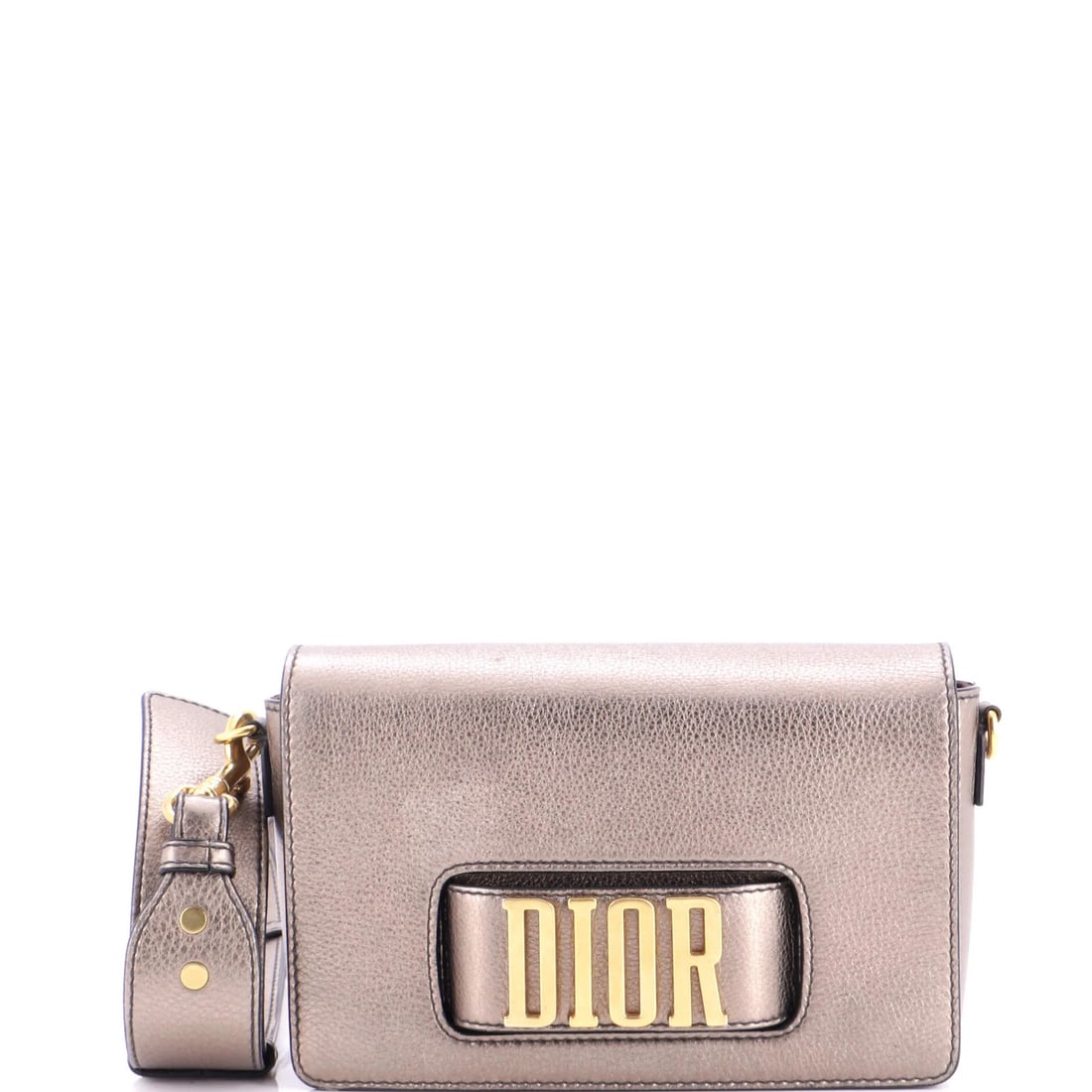 Dio(r)evolution Flap Medium Leather Christian Dior Bag: Dio(r)evolution Flap Medium Leather Christian Dior Bag The Dio(r)evolution Flap Medium Leather Christian Dior Bag boasts a rich, brown leather exterior with suede interior and aged gold hardware. Meas