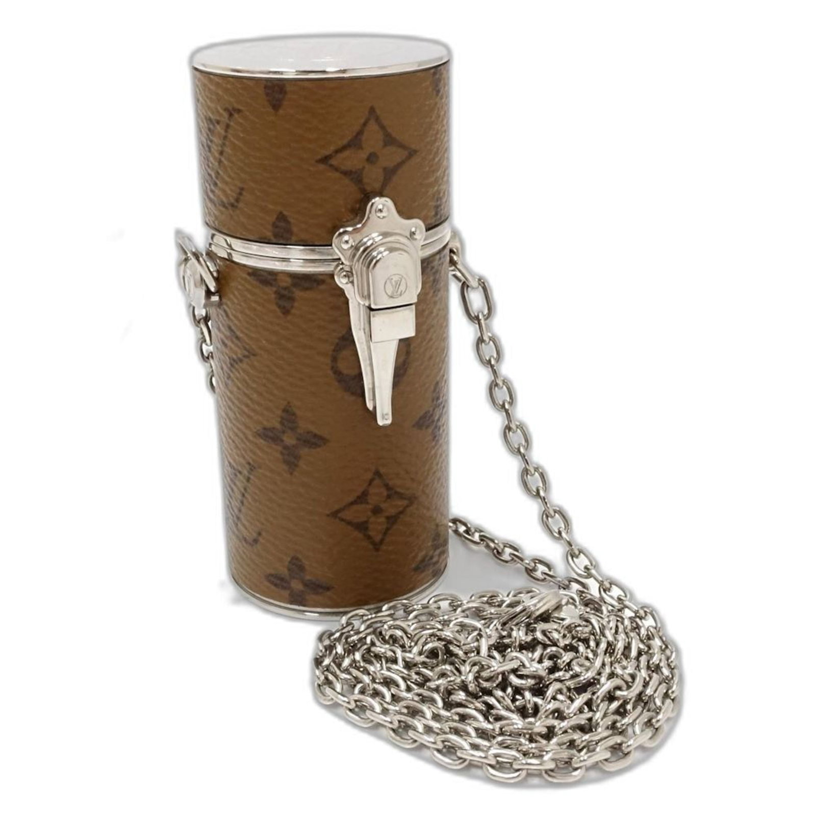 Canvas case lipstick Louis Vuitton: Canvas case lipstick Louis Vuitton Canvas case lipstick Louis Vuitton bears a signature. Made from canvas, it has a brown color and measures 8.5cm x 3.7cm / 3.34'' x 1.45''. This item is a Louis Vuitt